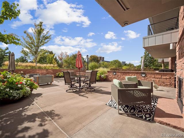 333 S Monroe Street Unit: 313