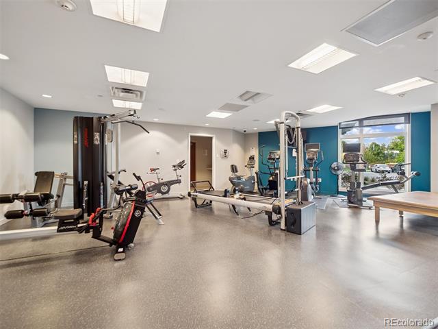 333 S Monroe Street Unit: 313