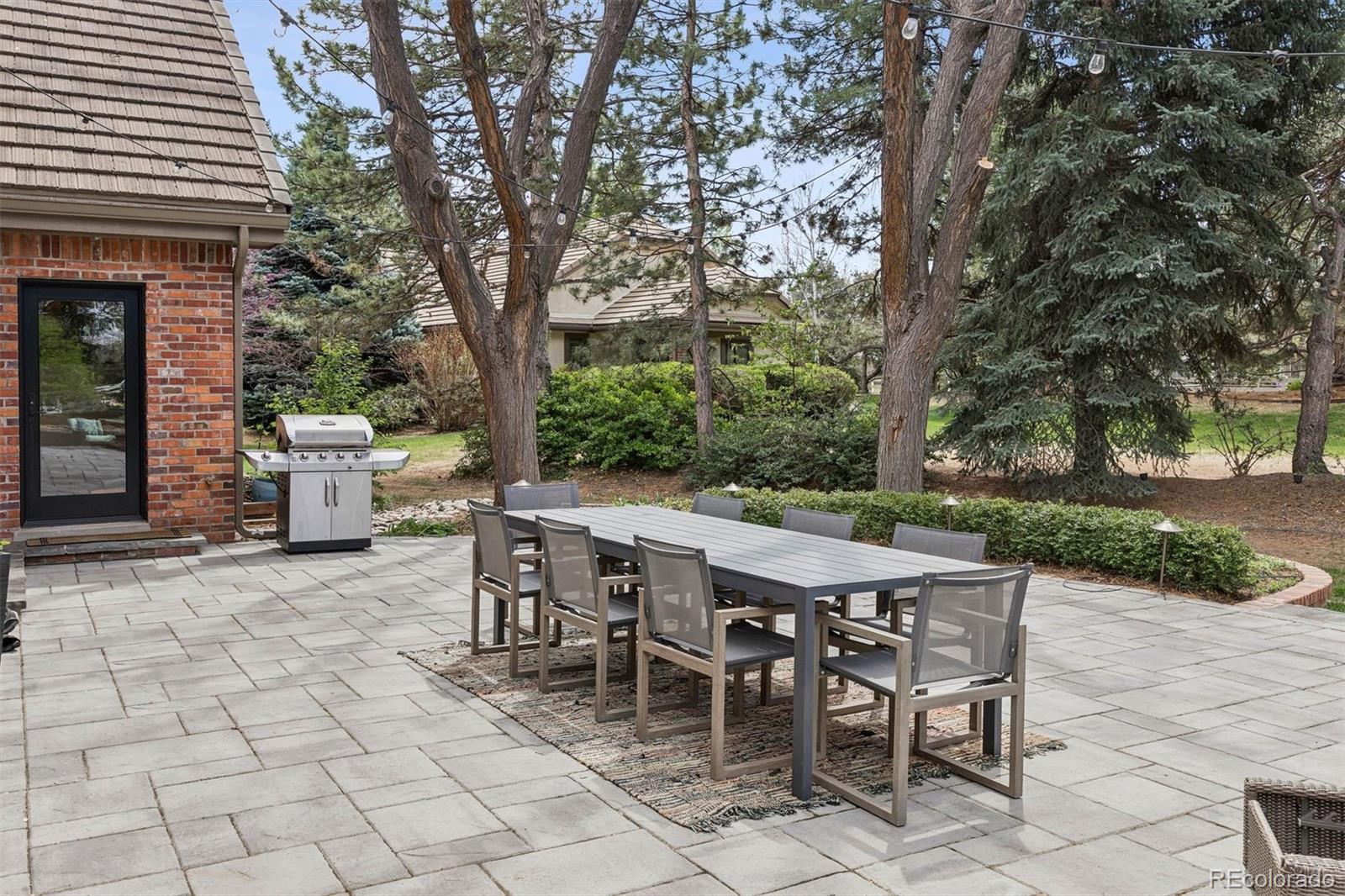 15 Mockingbird Lane
