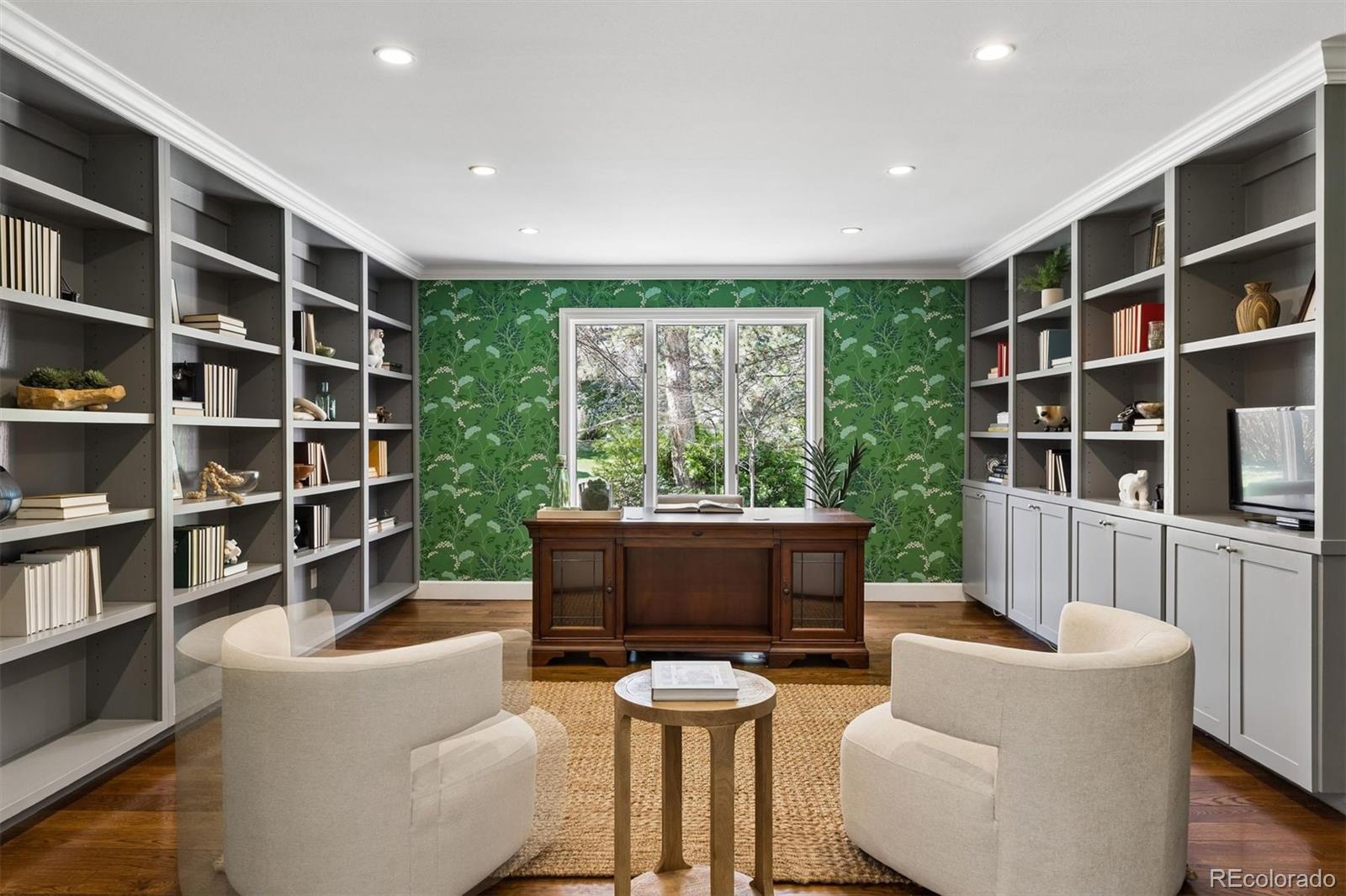 15 Mockingbird Lane