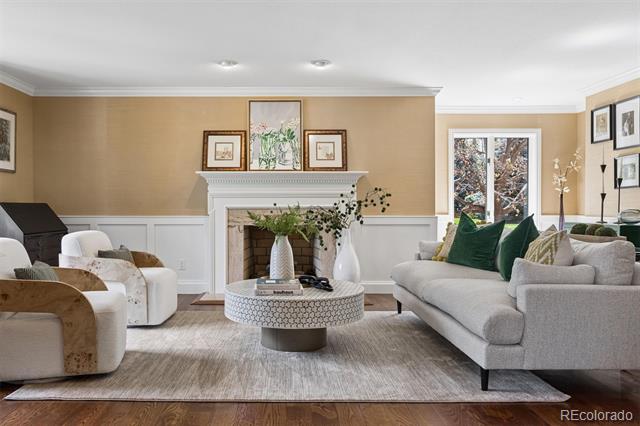 15 Mockingbird Lane