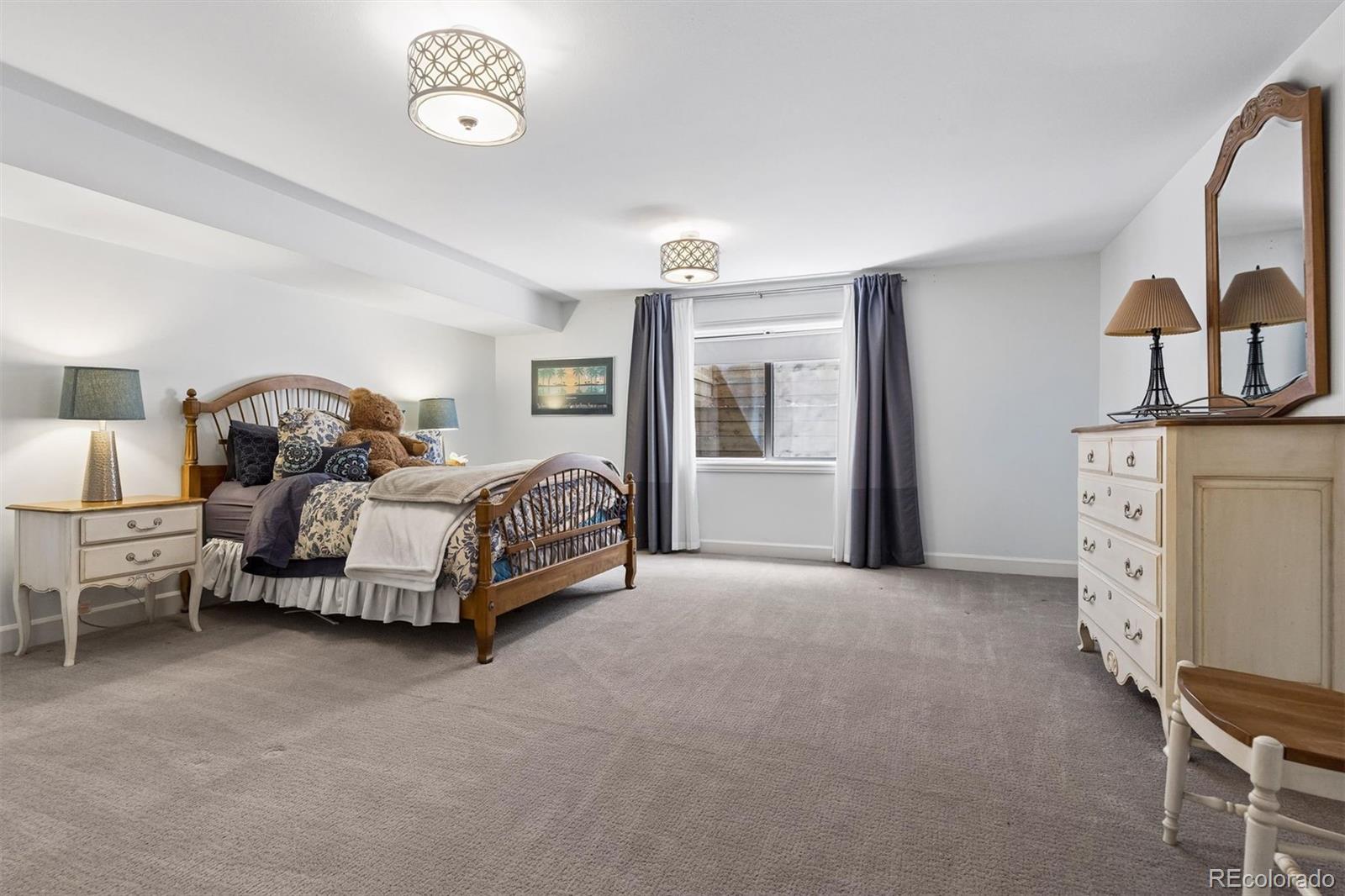 15 Mockingbird Lane