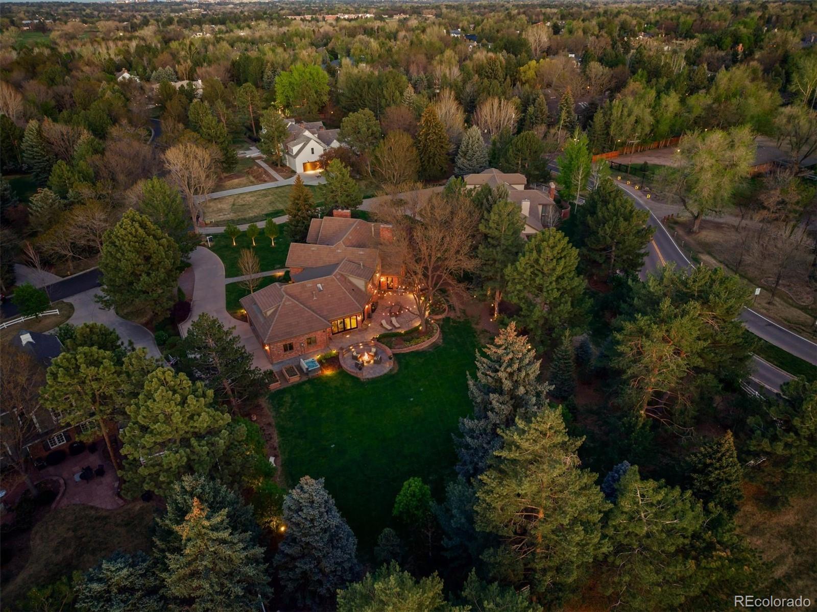 15 Mockingbird Lane