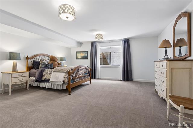 15 Mockingbird Lane