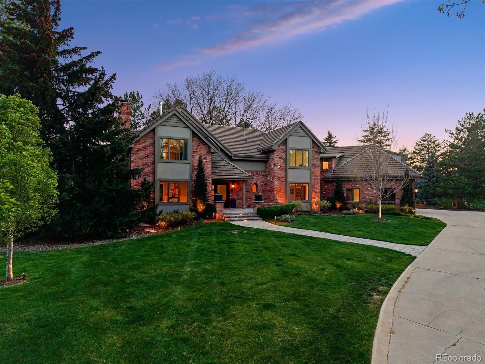 15 Mockingbird Lane
