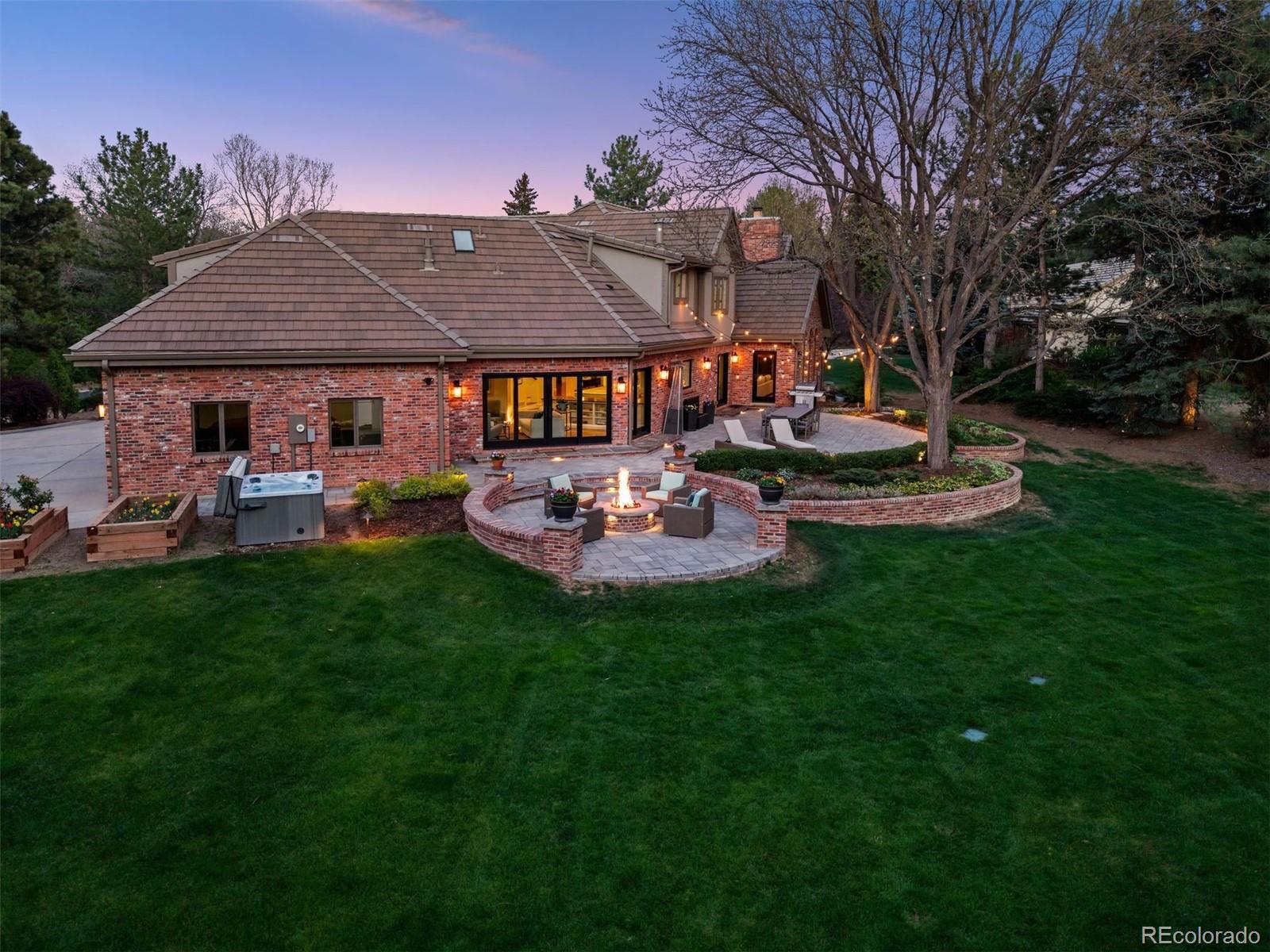 15 Mockingbird Lane