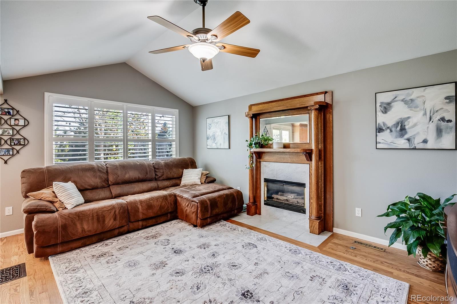 6708 S Niagara Court