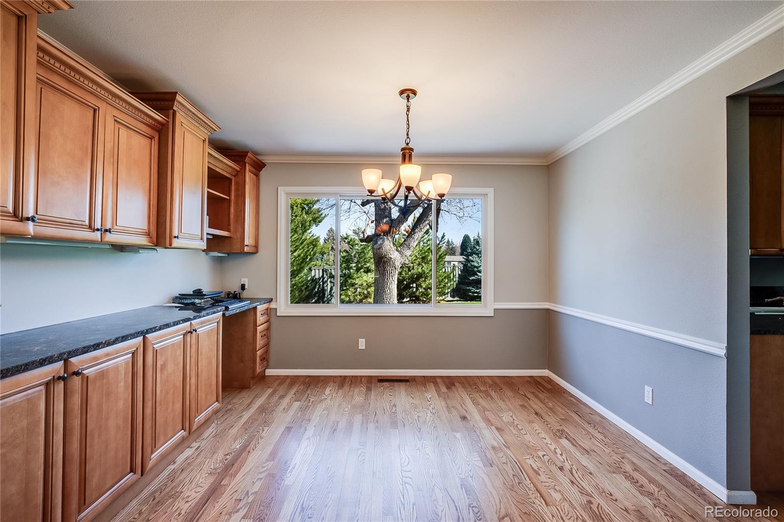 6708 S Niagara Court