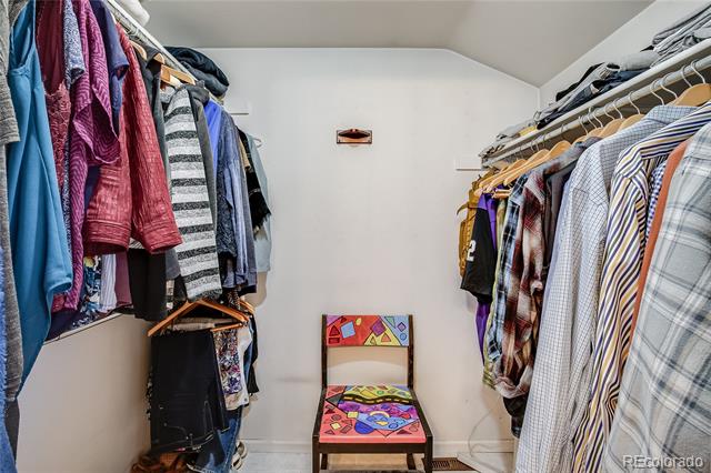 6708 S Niagara Court
