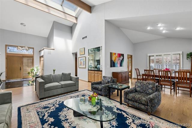 2777 S Elmira Street Unit: 17