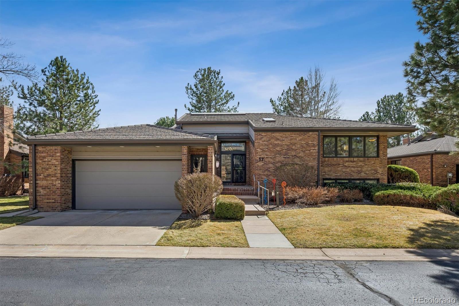 2777 S Elmira Street Unit: 17