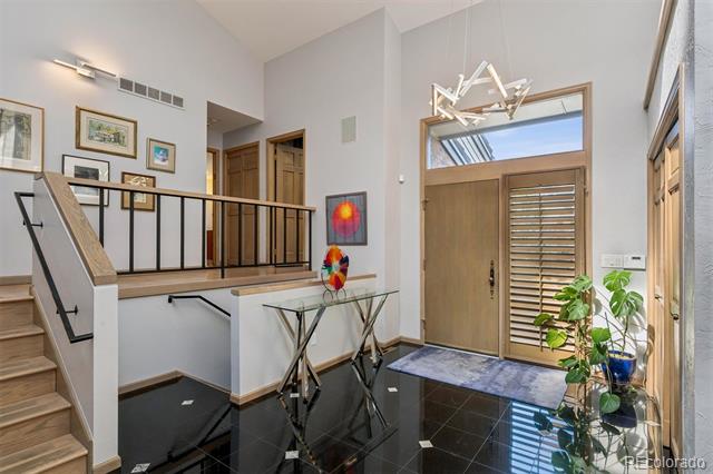 2777 S Elmira Street Unit: 17