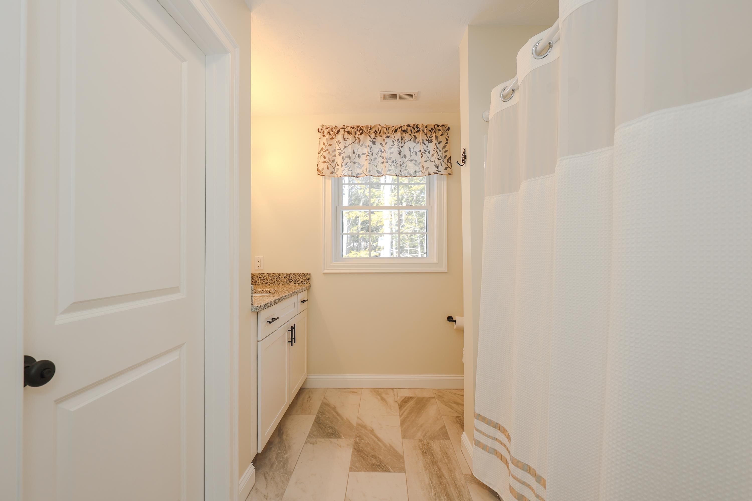39 Brook Hill Unit: 5