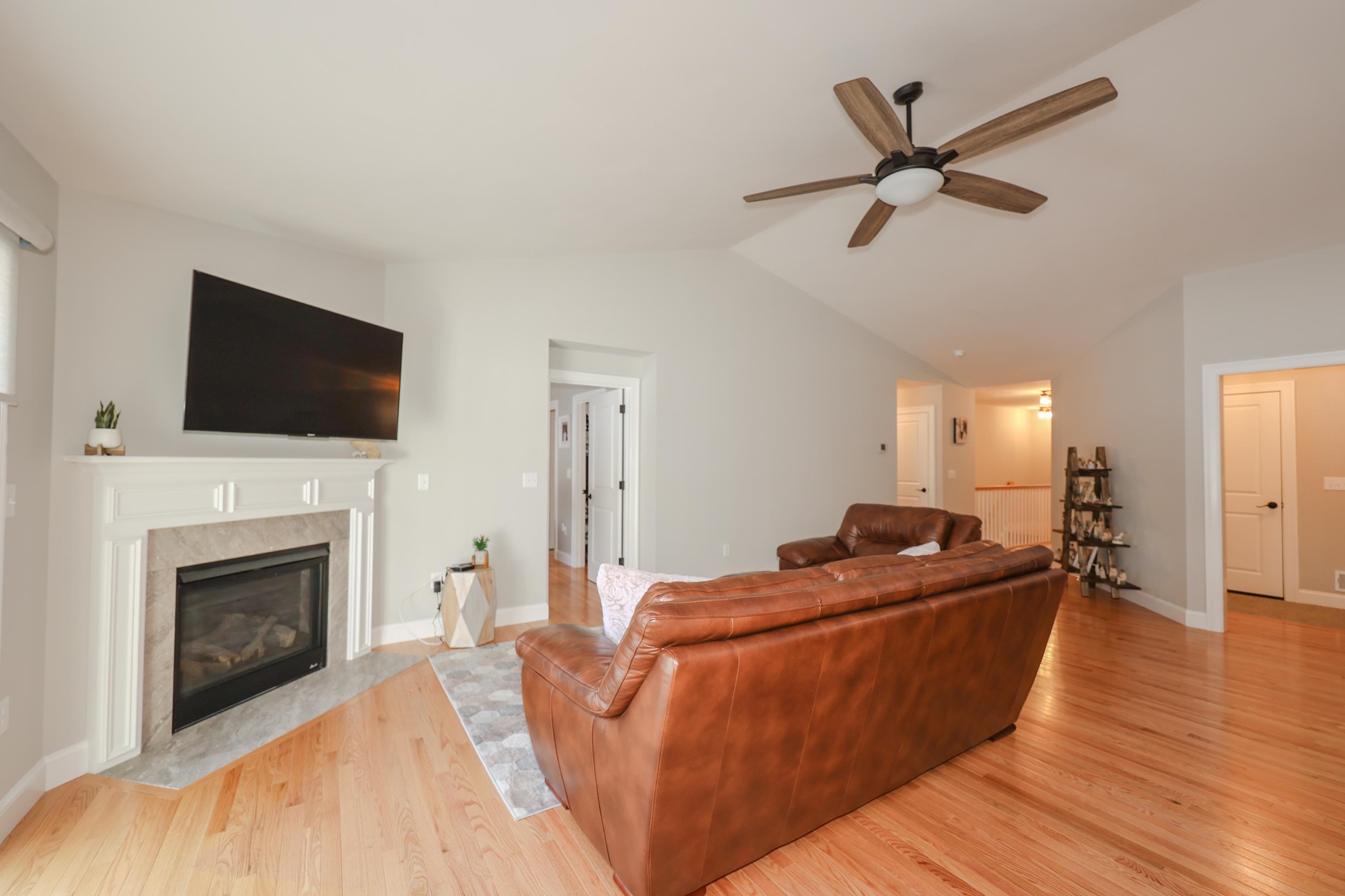 38 B Brackett Lane