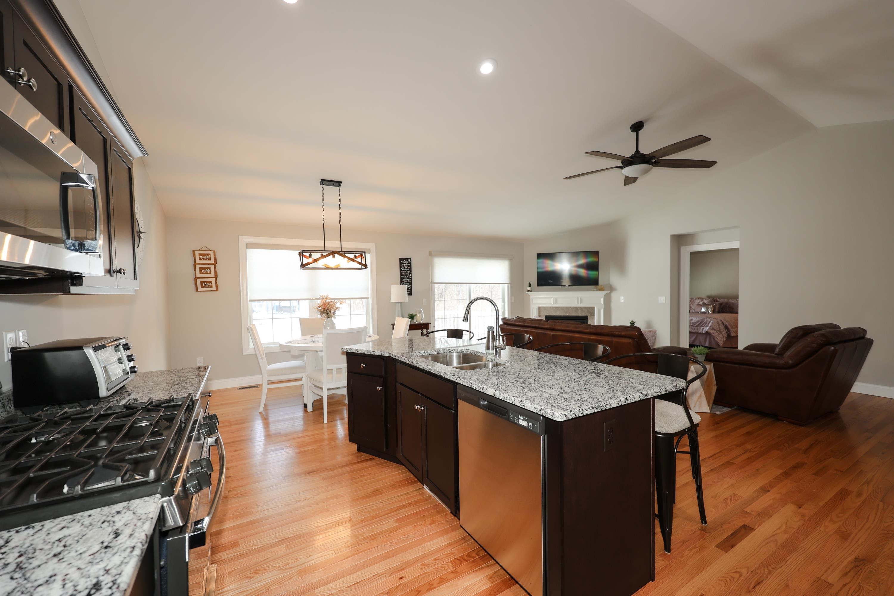 38 B Brackett Lane
