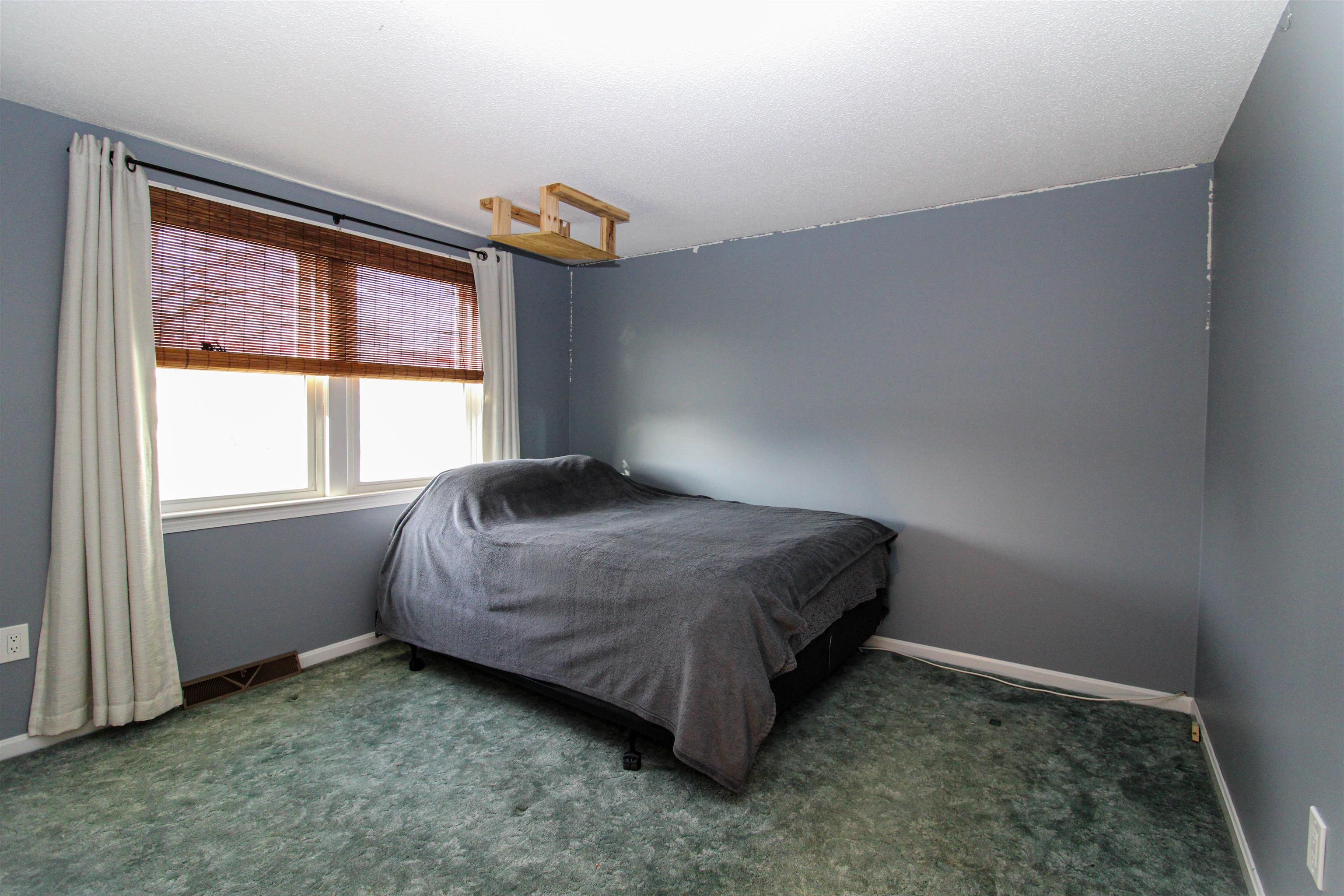 21 Hoodkroft Drive