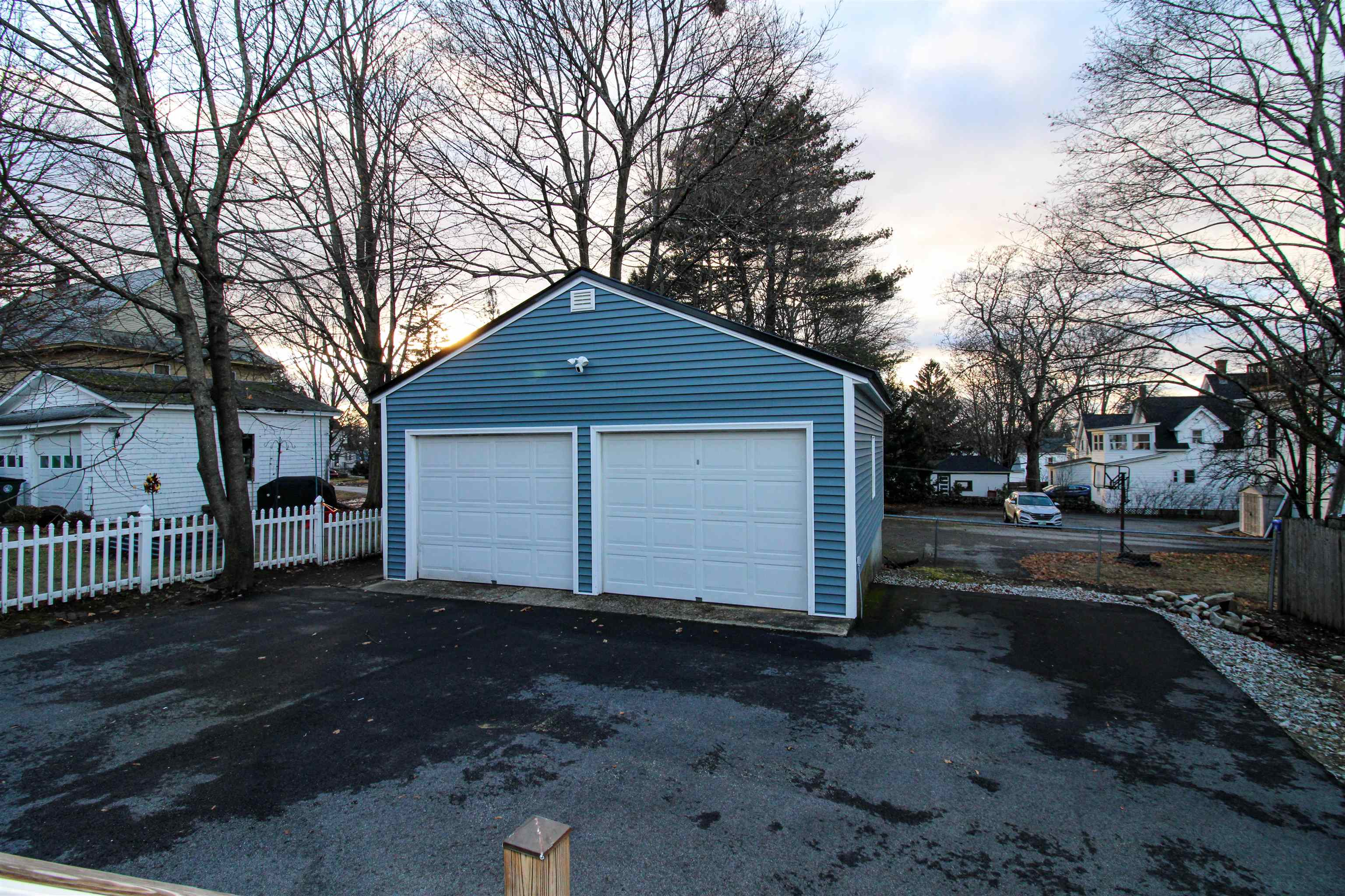 76 Weston Street