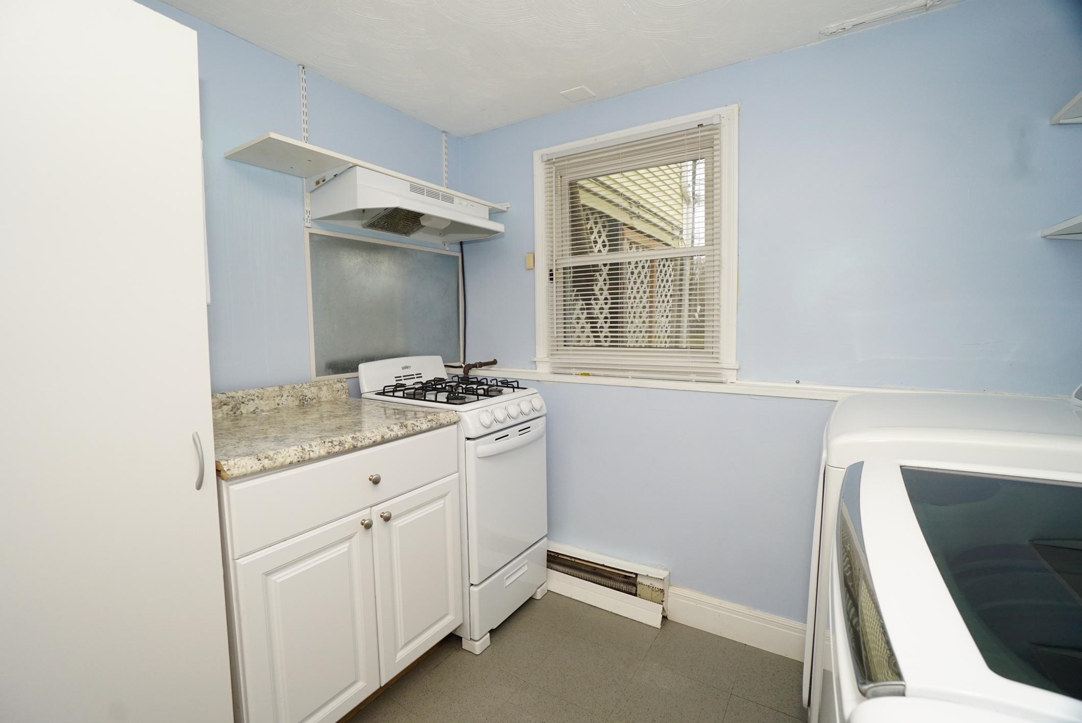 143 Litchfield Road