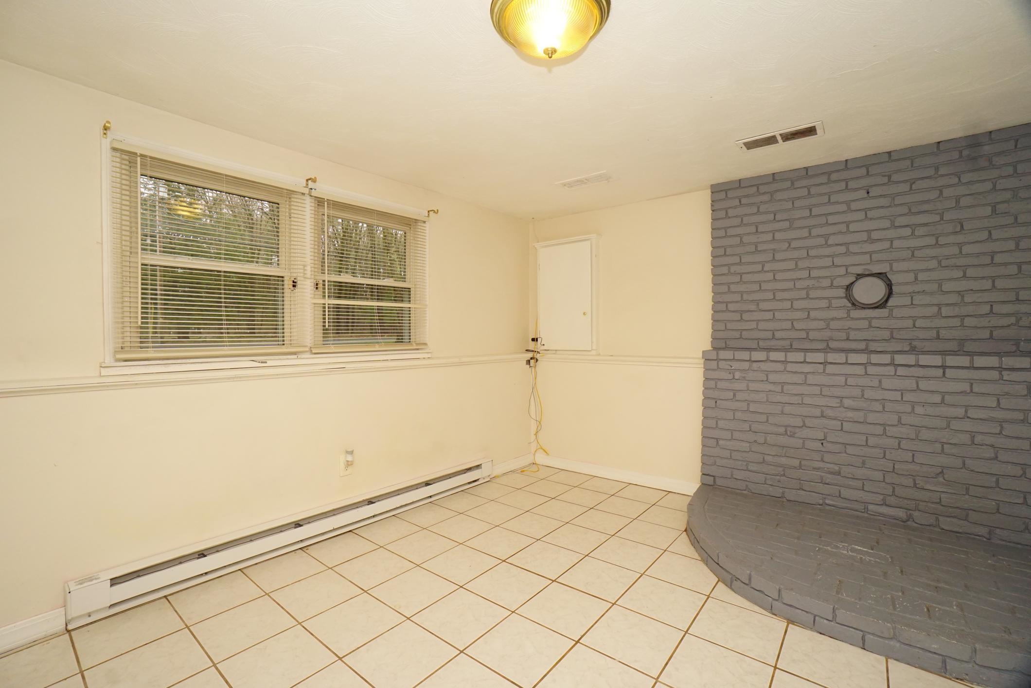 143 Litchfield Road