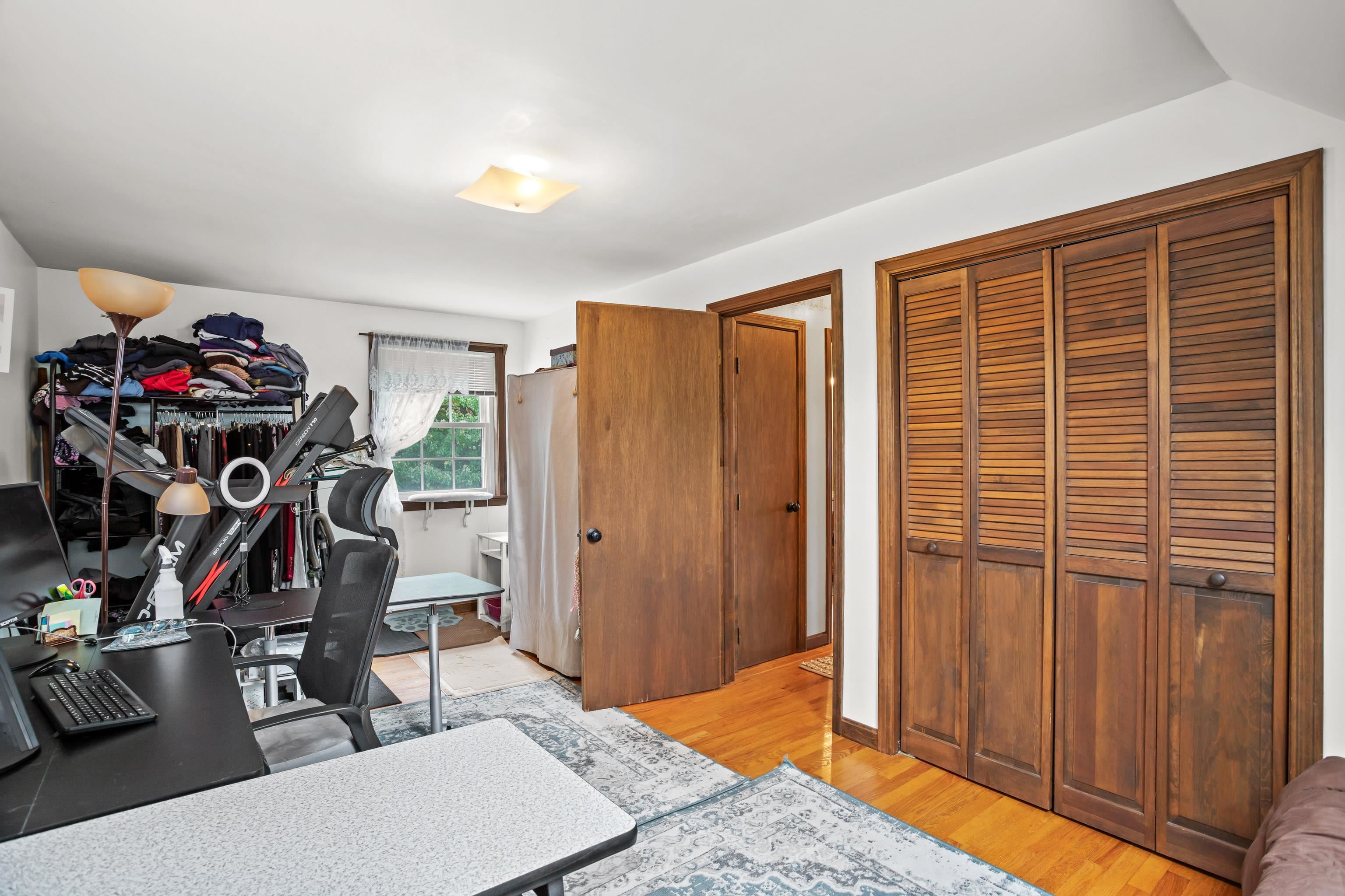 164 Hoyt Street