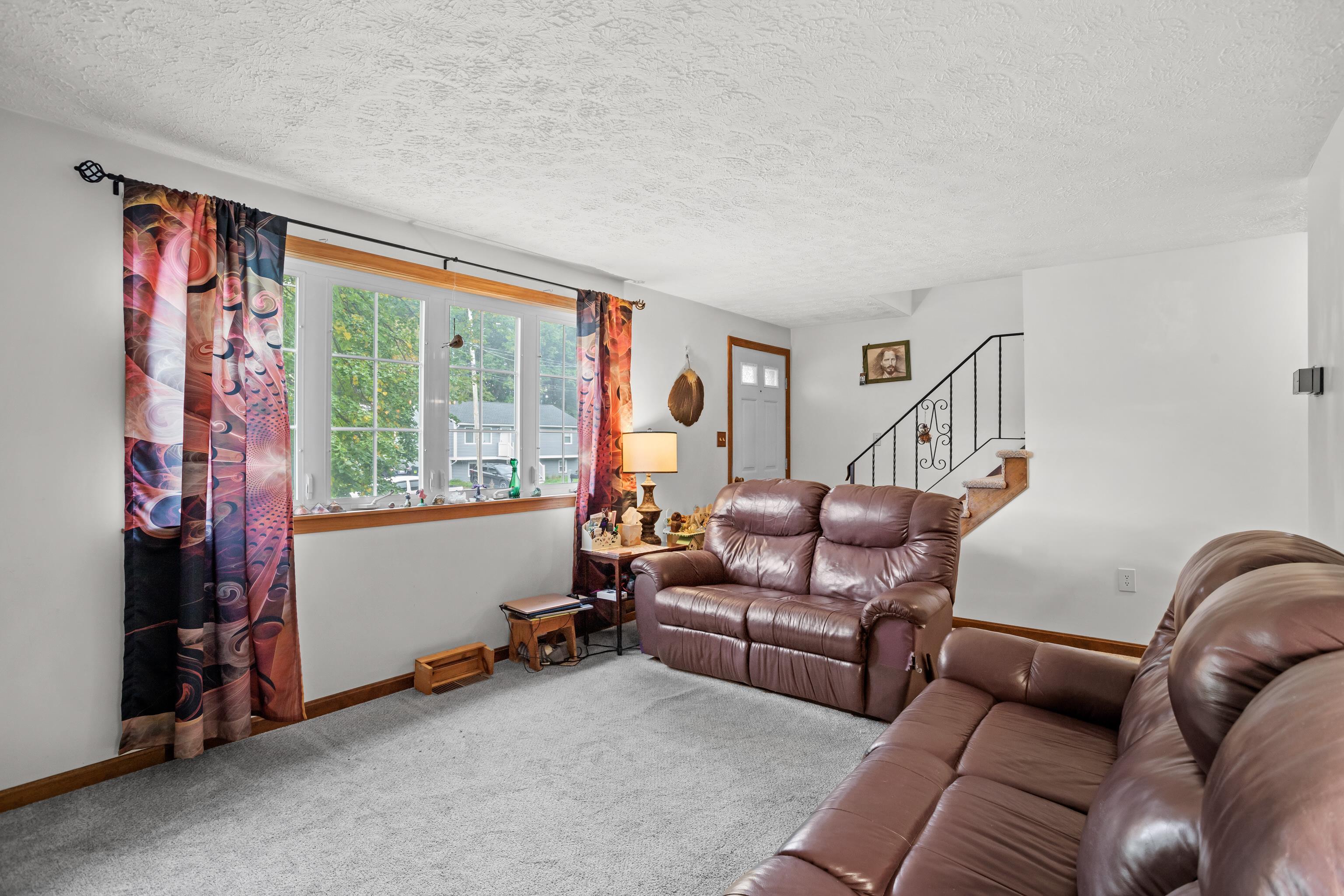 164 Hoyt Street
