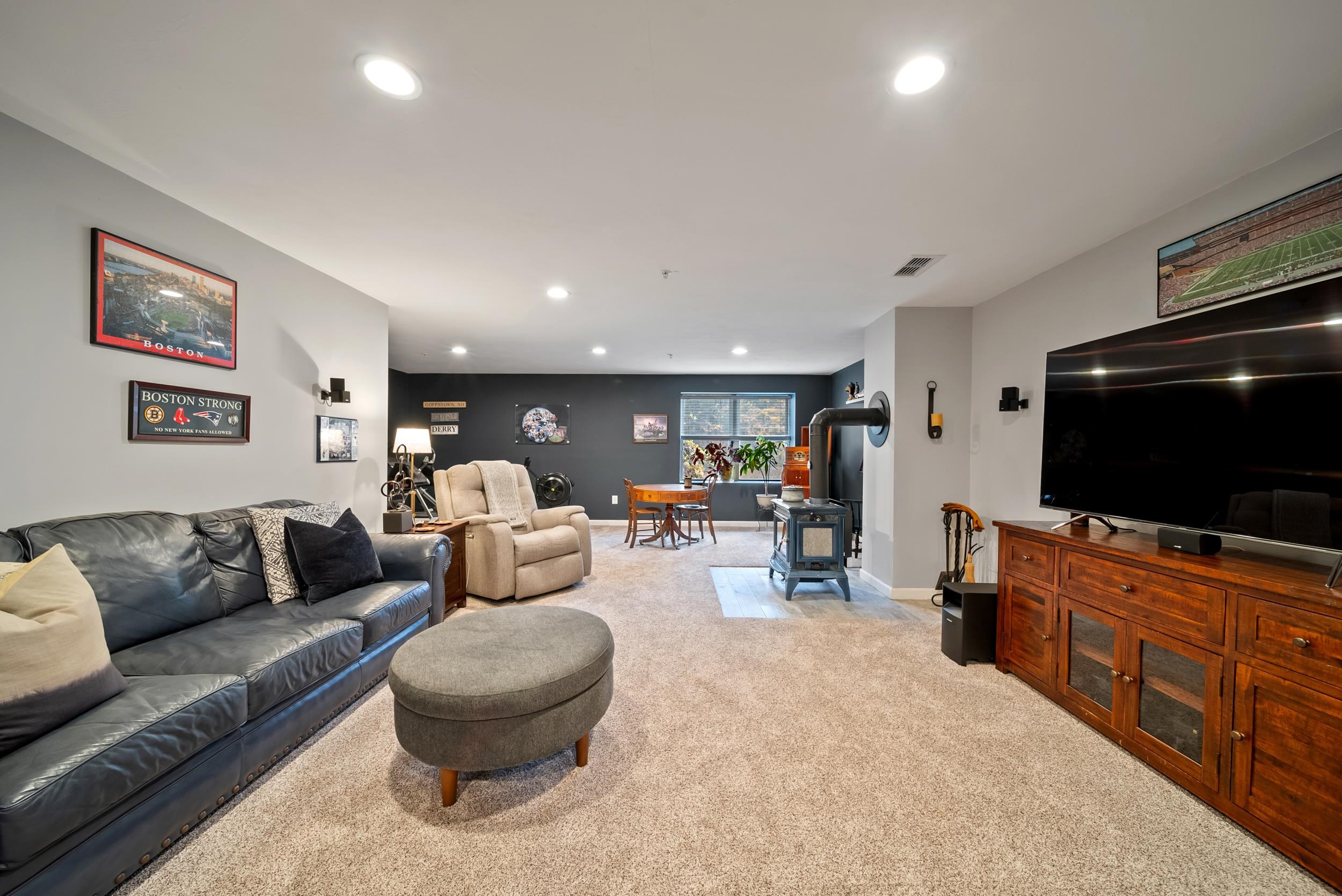 3 Whitneys Grove Road