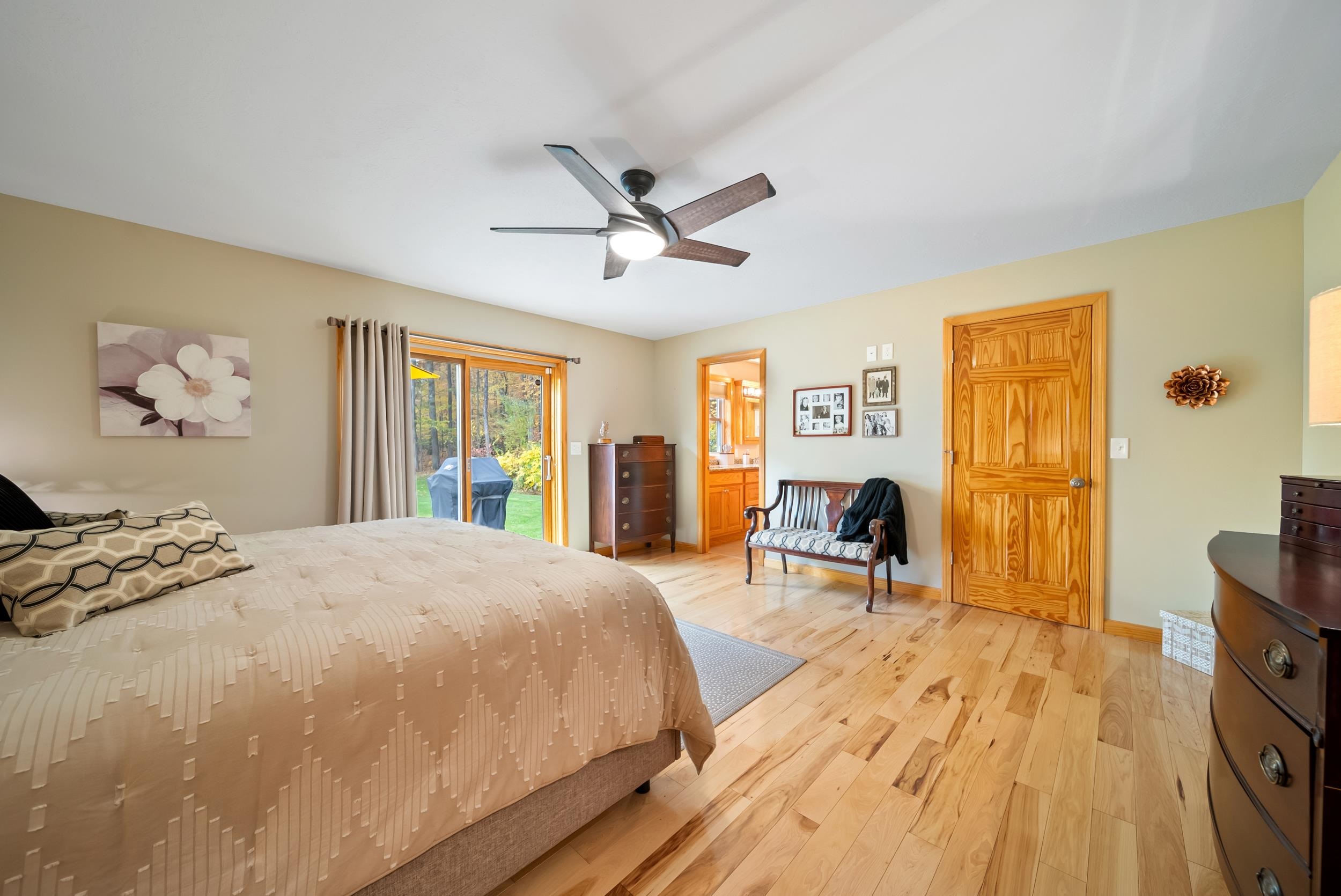 3 Whitneys Grove Road