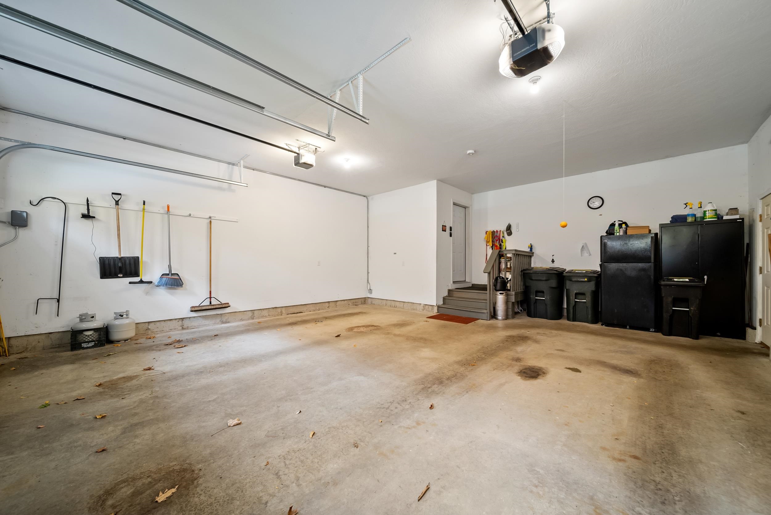 3 Whitneys Grove Road