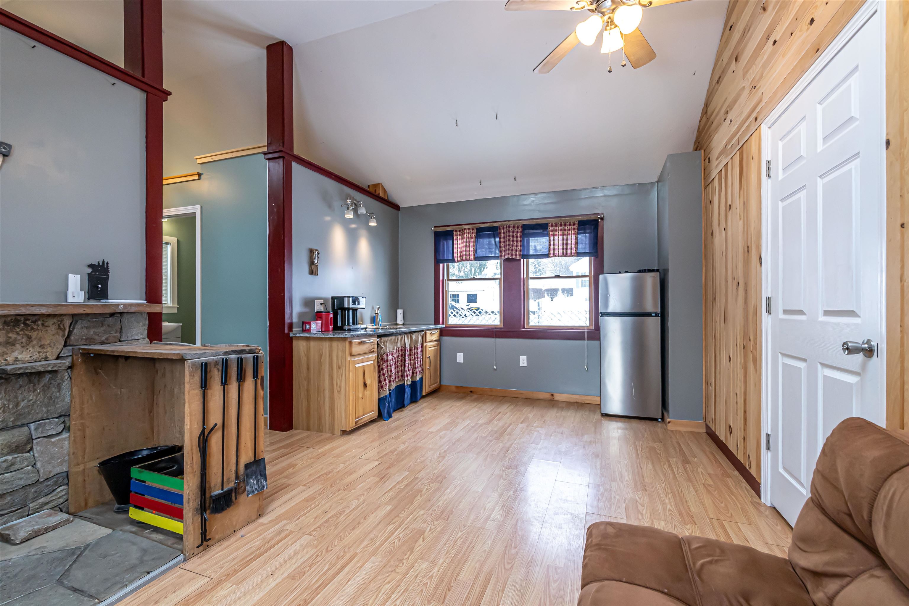 64 Clark Street