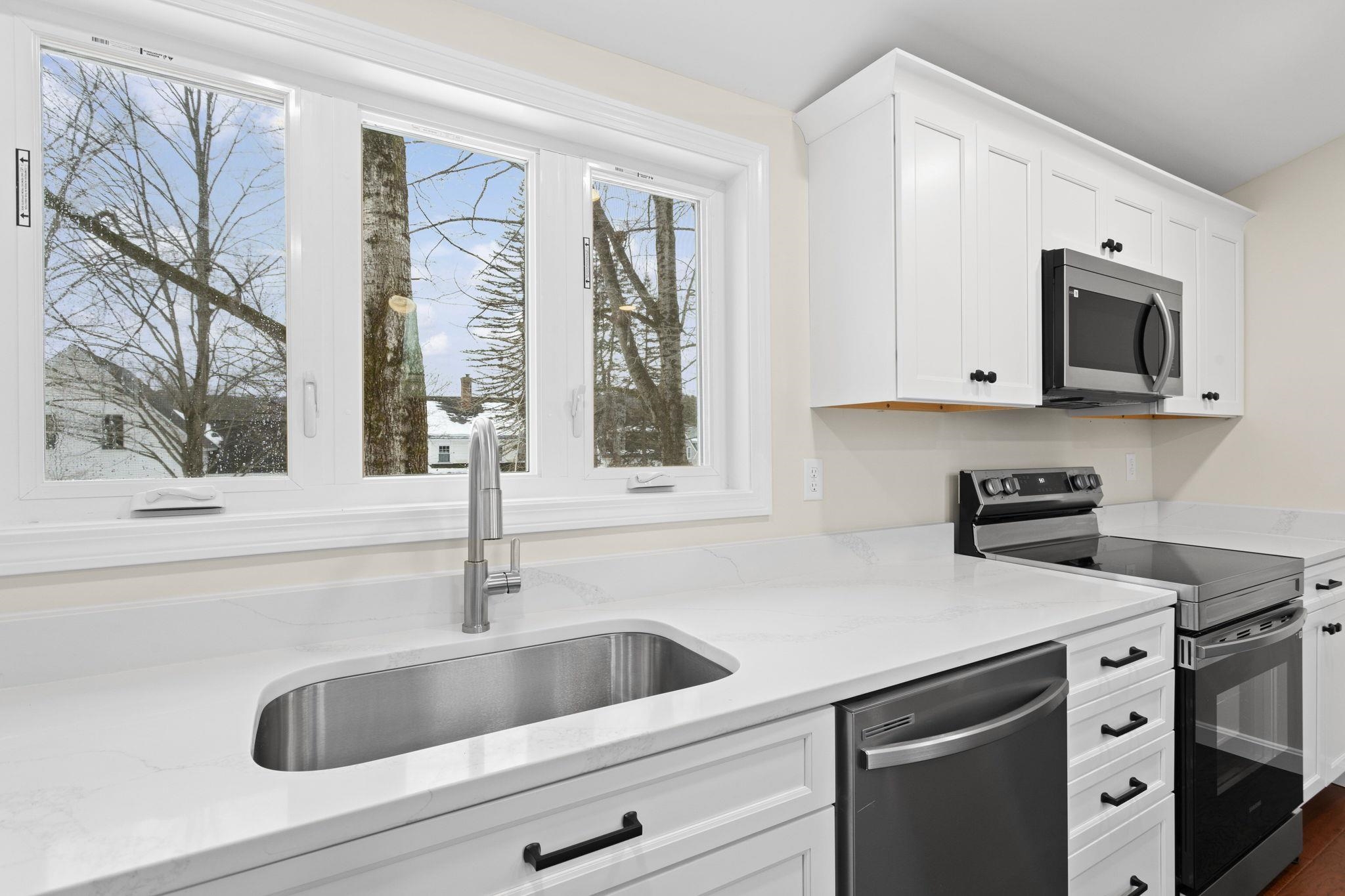 40 Rush Road Unit: B