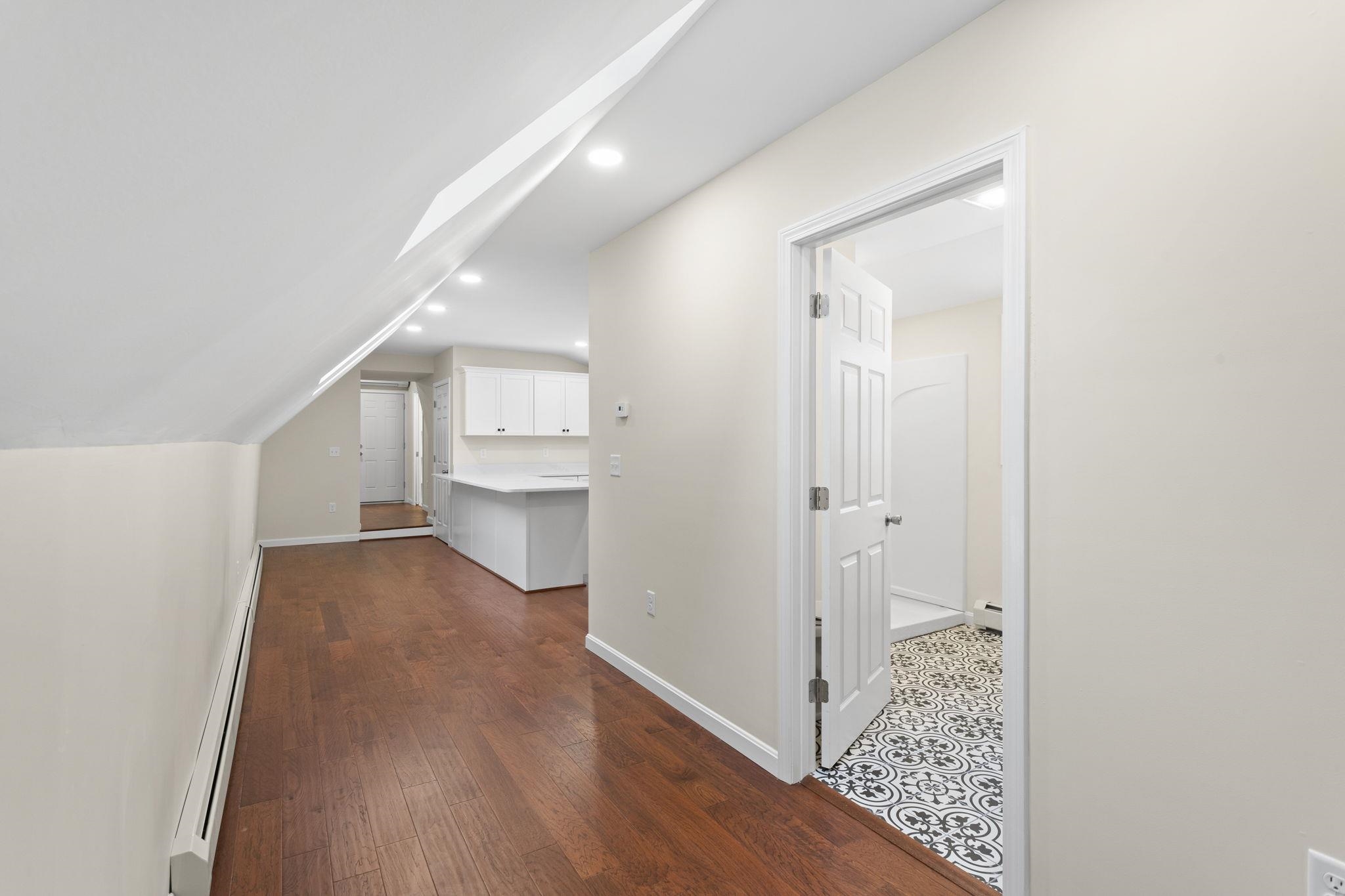 40 Rush Road Unit: B