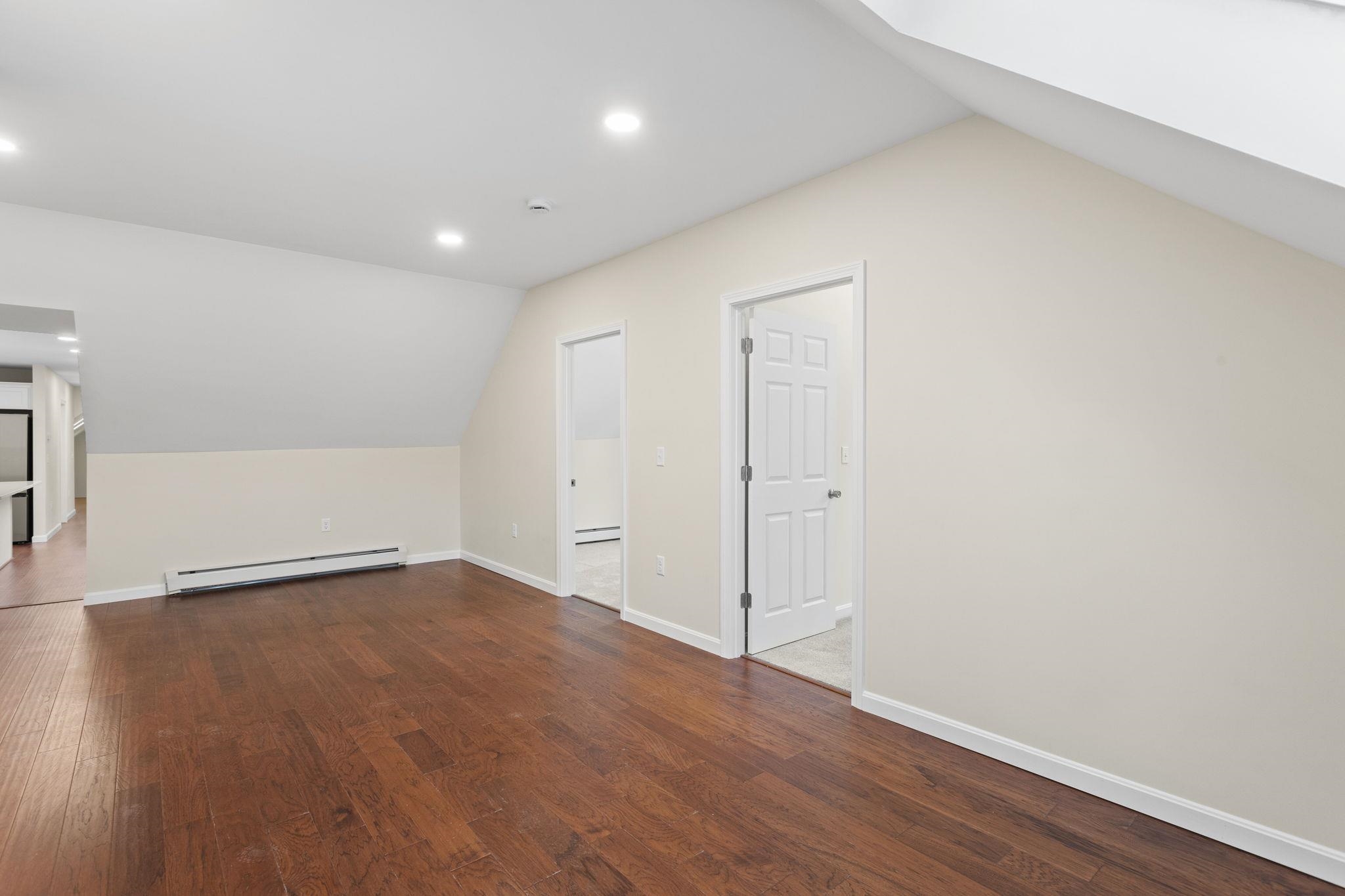 40 Rush Road Unit: B