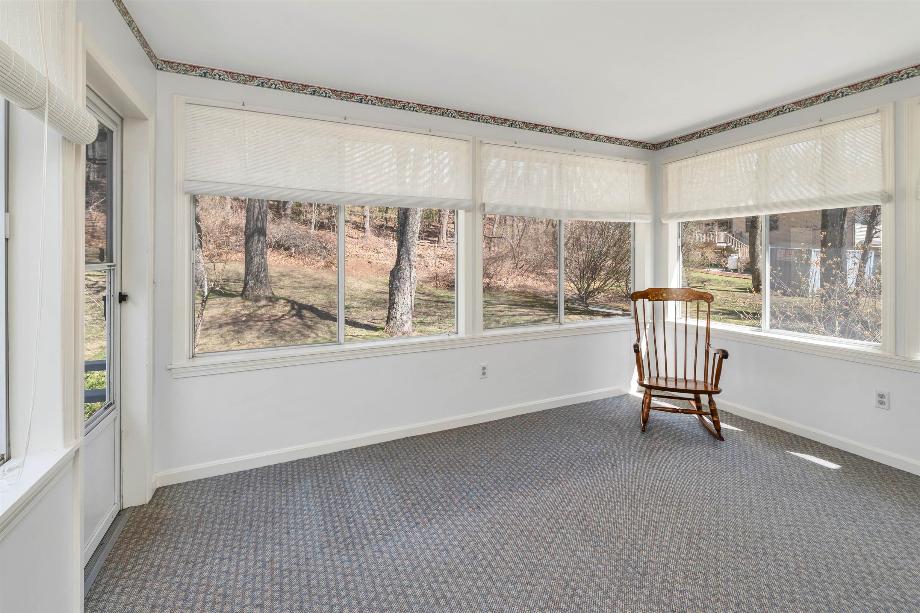 10 Mockingbird Hill Road