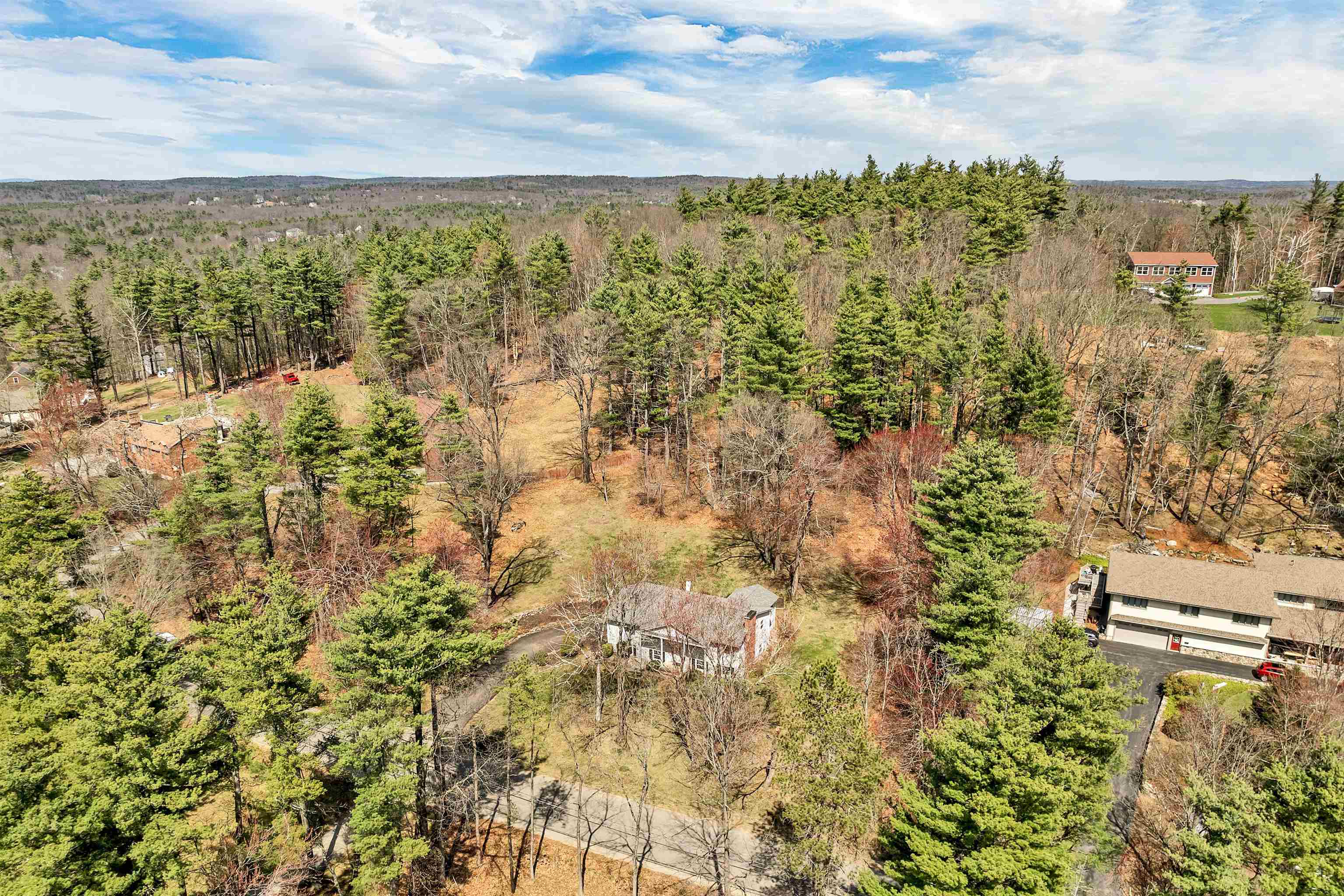 10 Mockingbird Hill Road