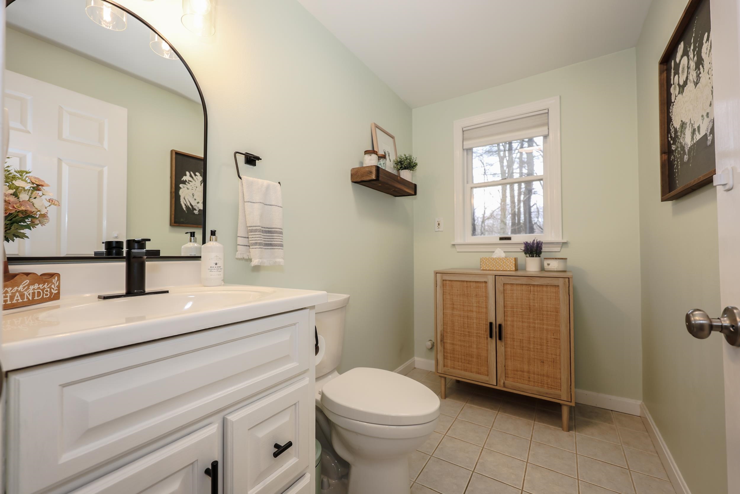 20 Holly Lane Unit: B
