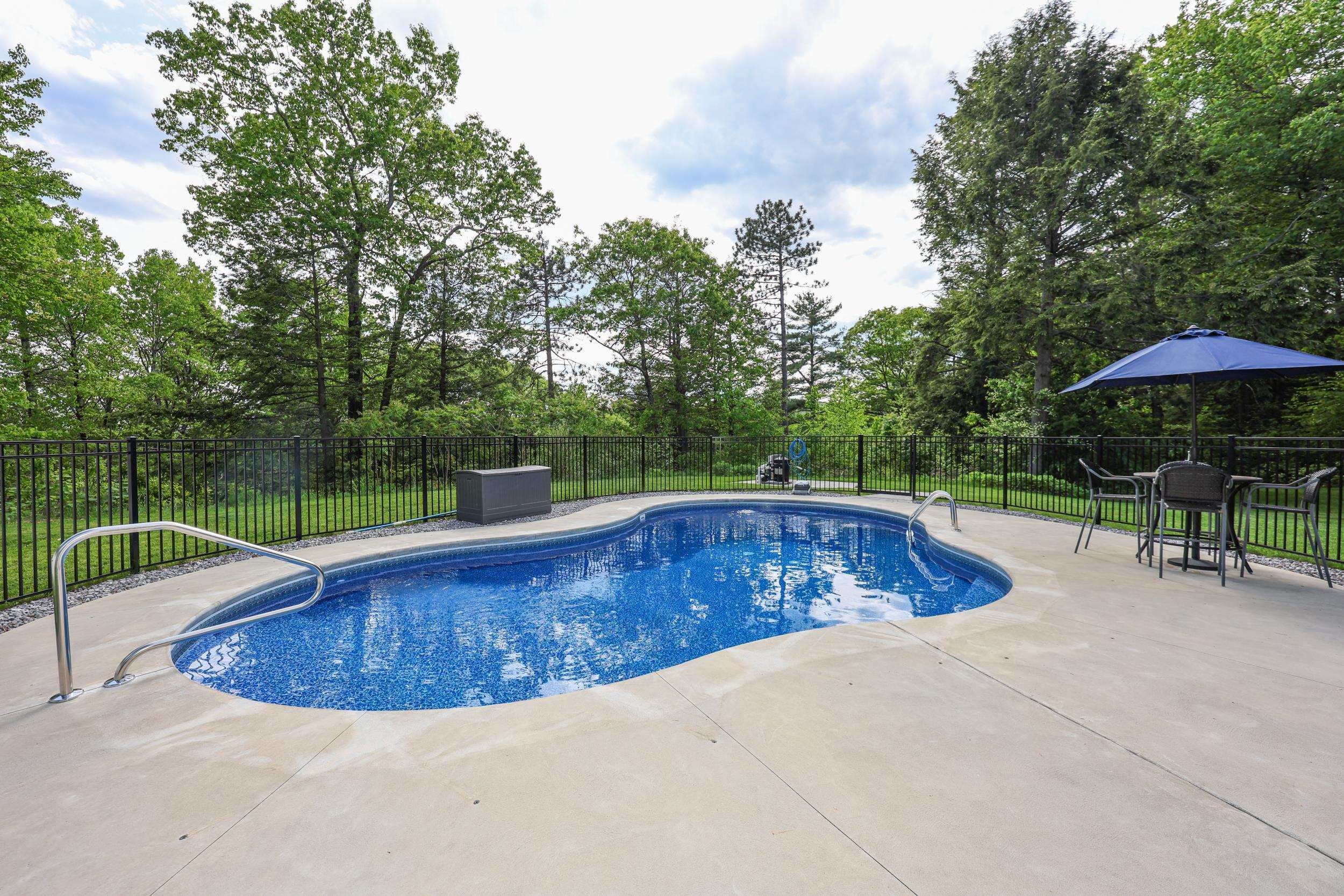 25 Brown Ridge Road
