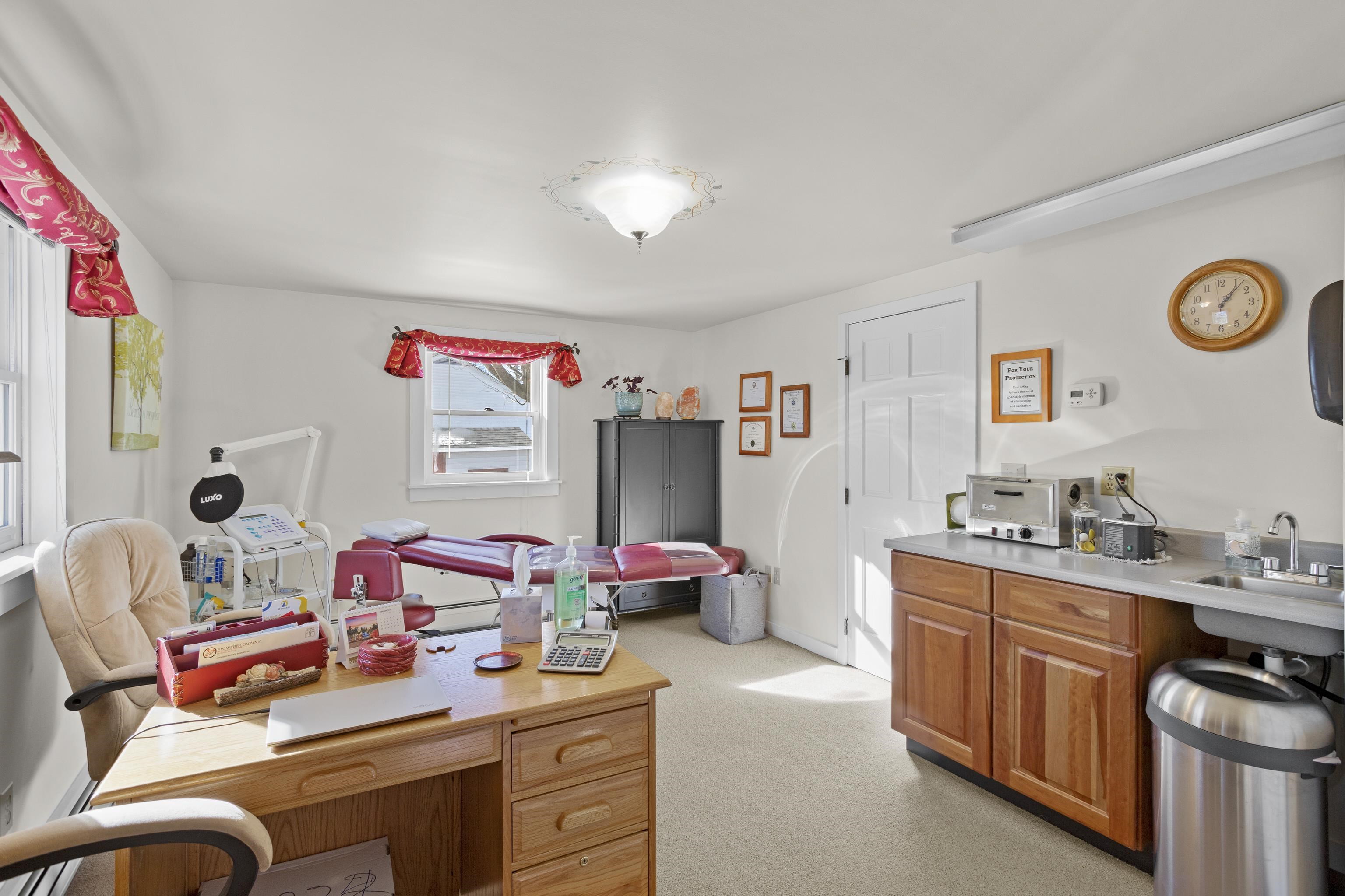 8 Laconia Avenue