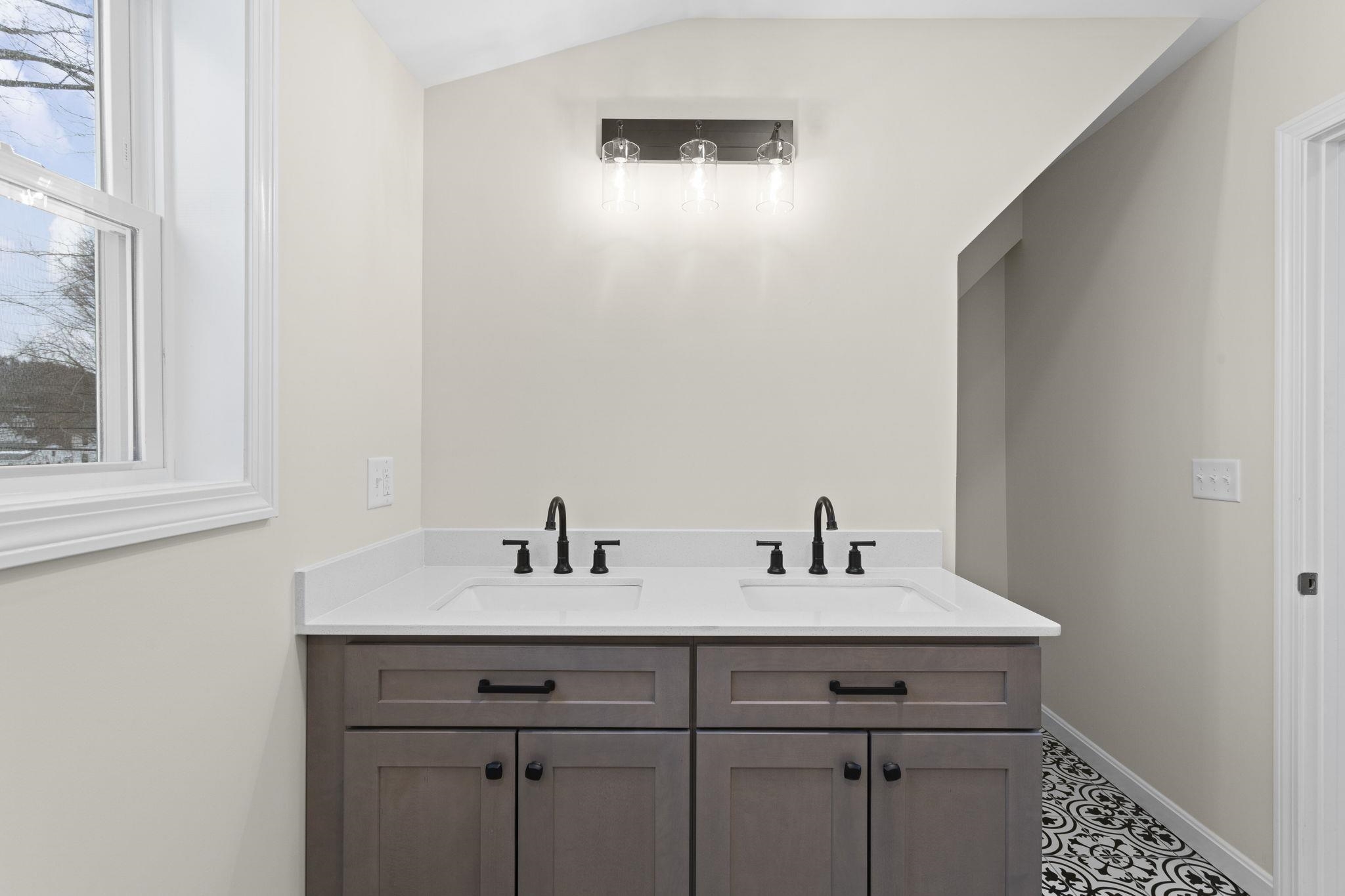 40 B Rush Road