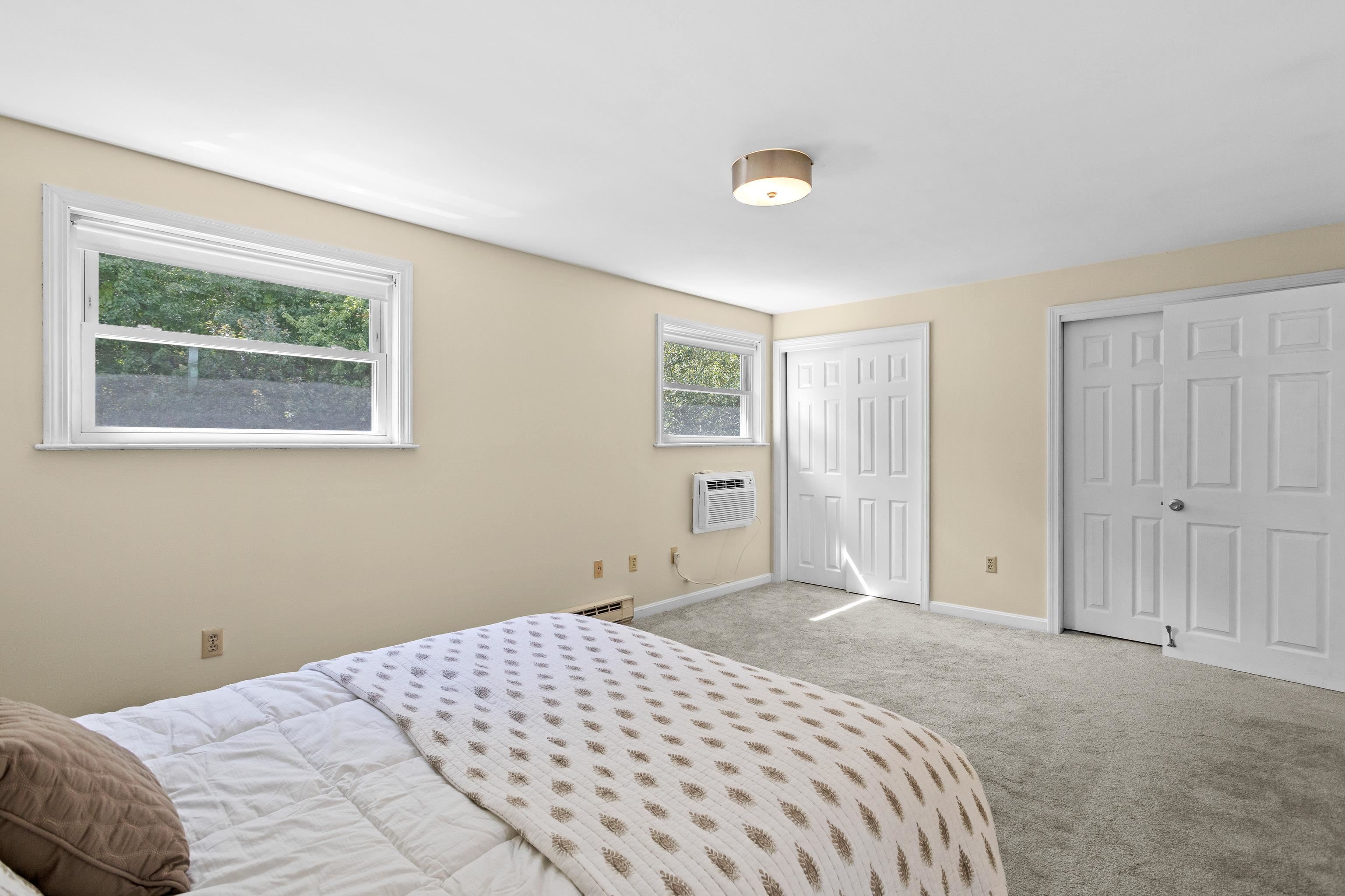 24 Oakridge Drive