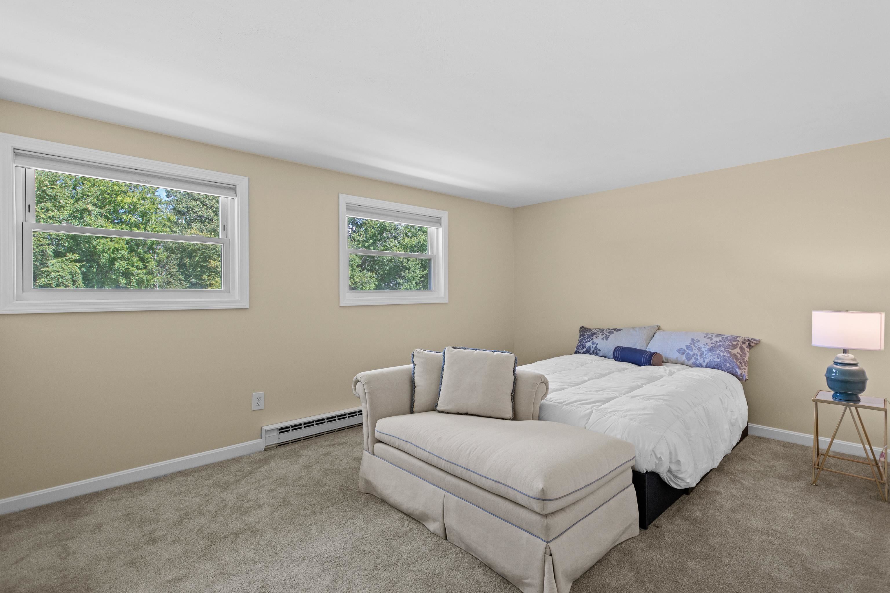 24 Oakridge Drive