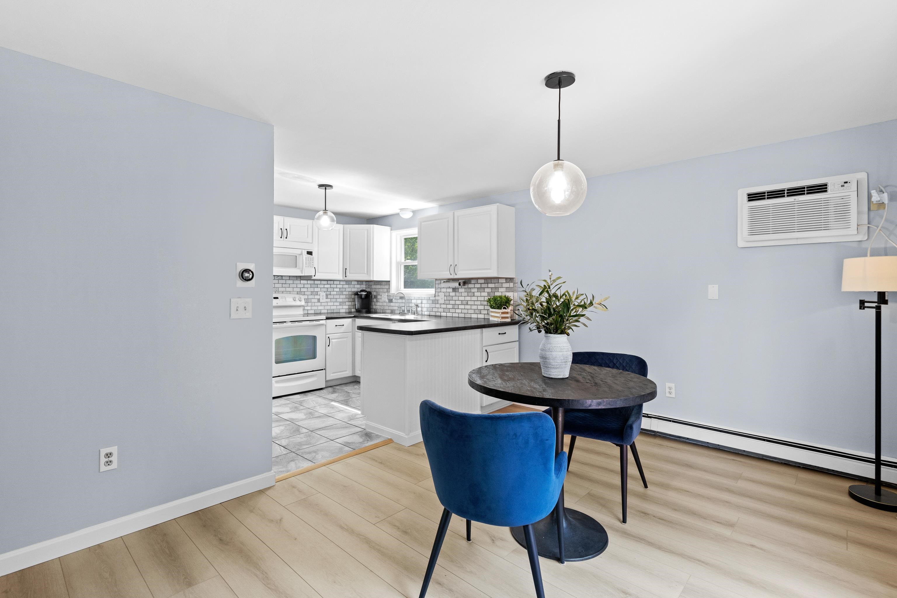 24 Oakridge Drive