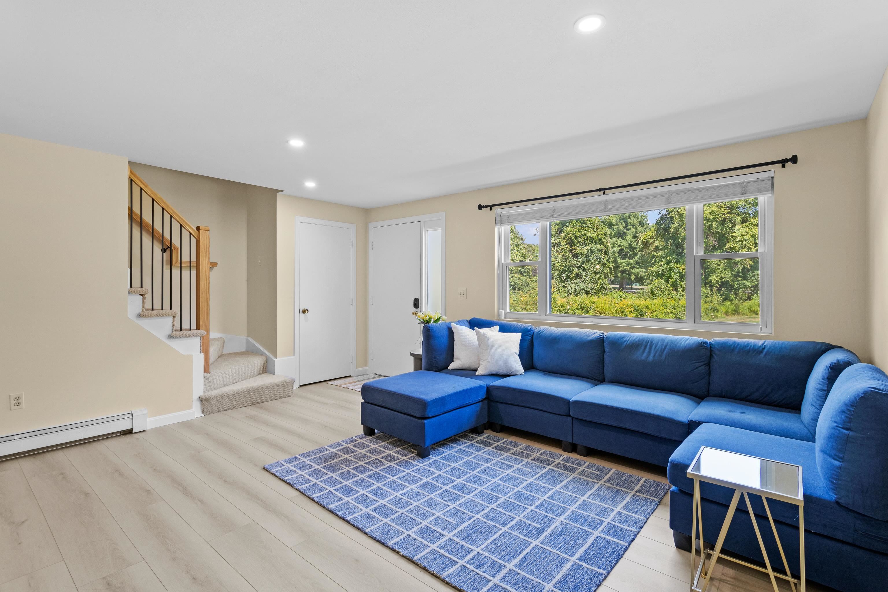 24 Oakridge Drive