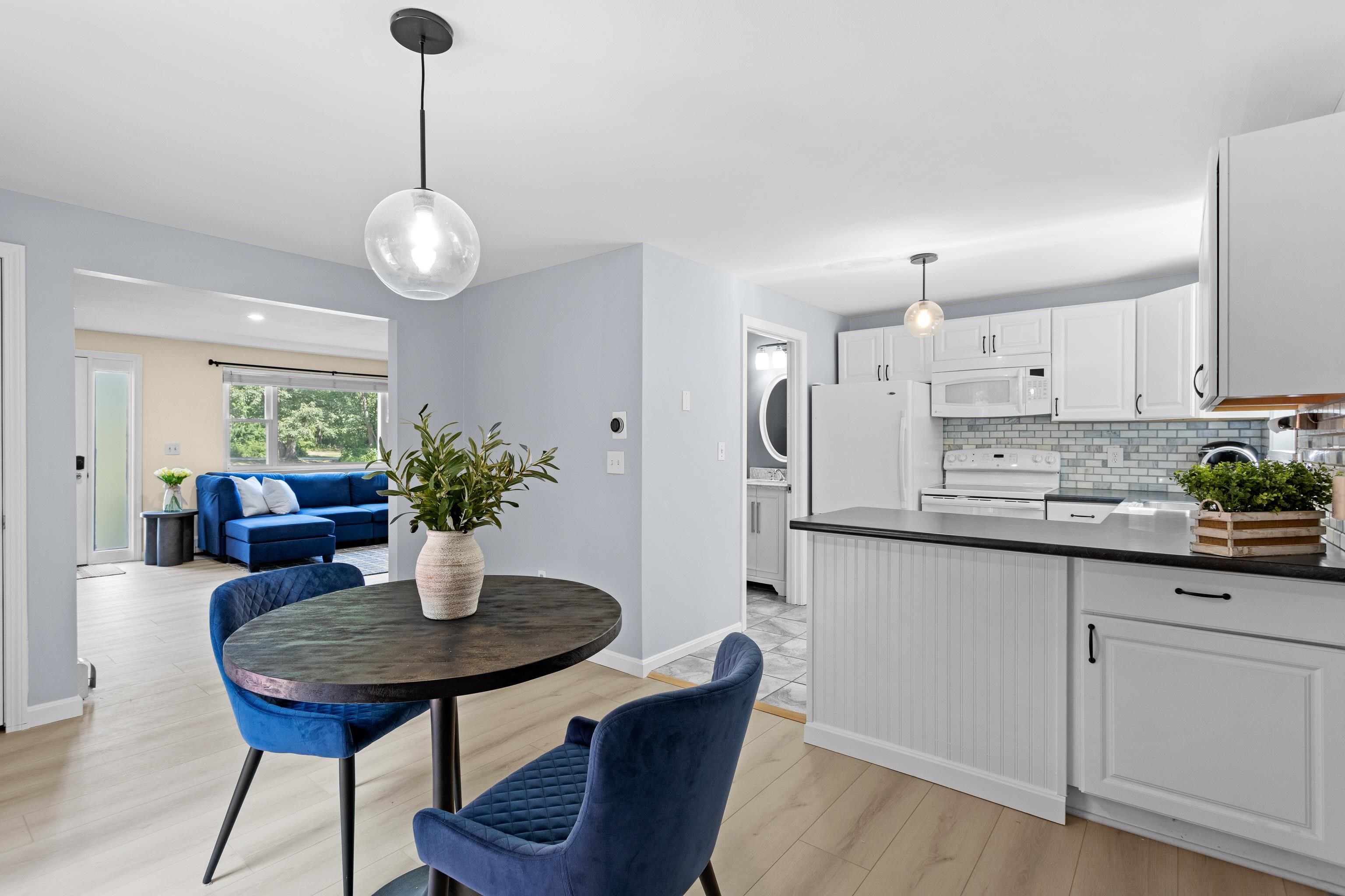 24 Oakridge Drive