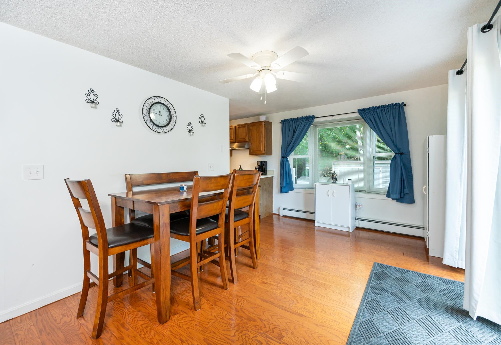 25 Tiger Tail Circle Unit: R