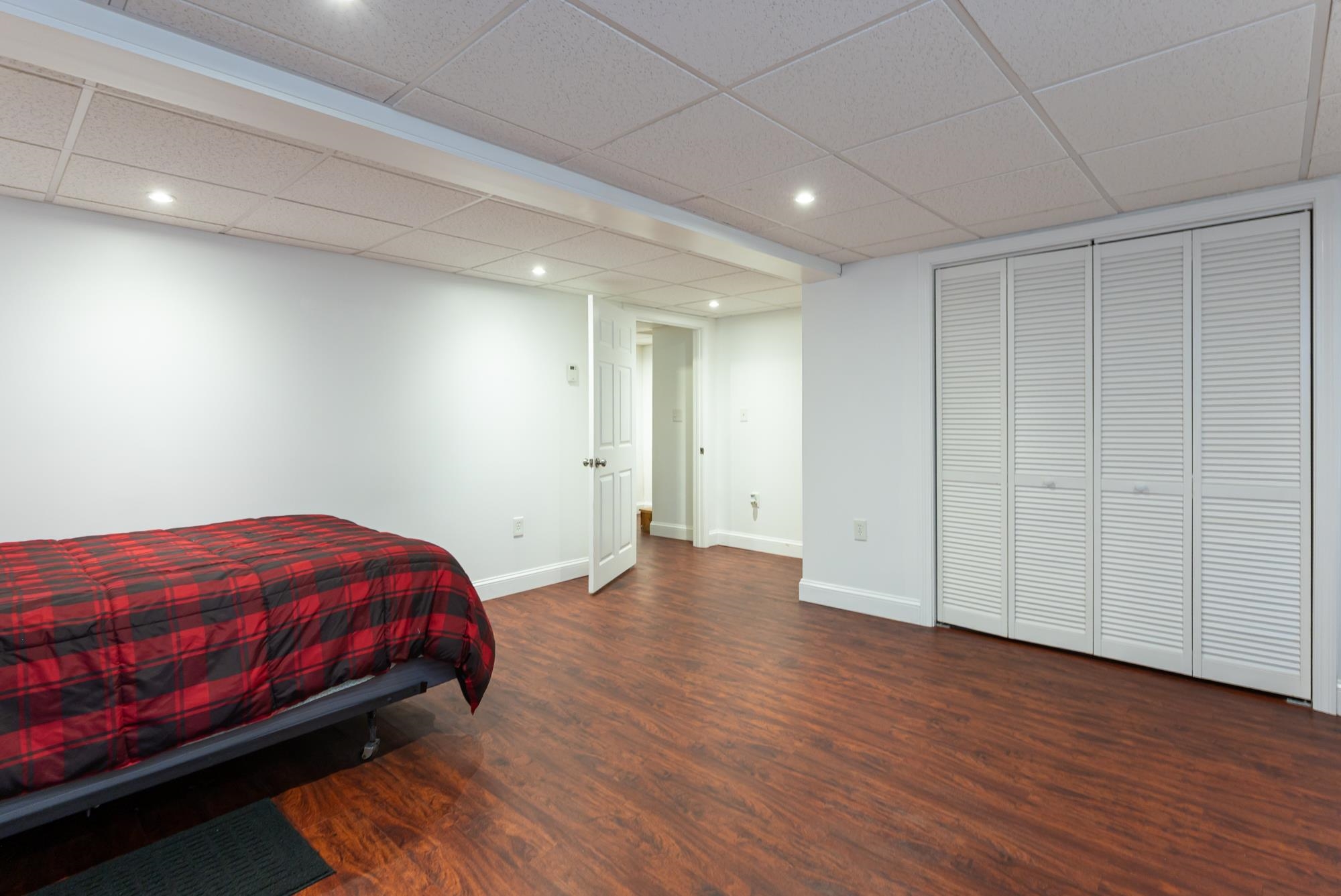 25 Tiger Tail Circle Unit: R