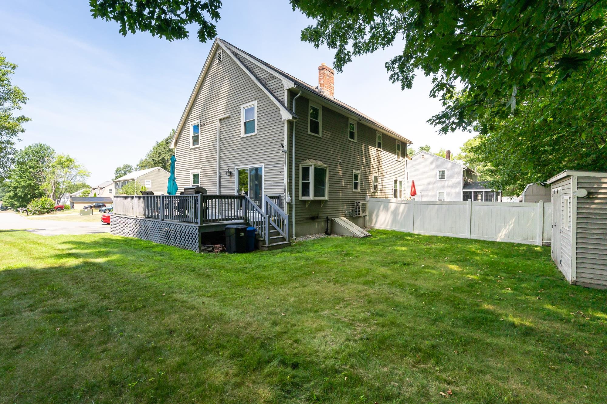 25 Tiger Tail Circle Unit: R