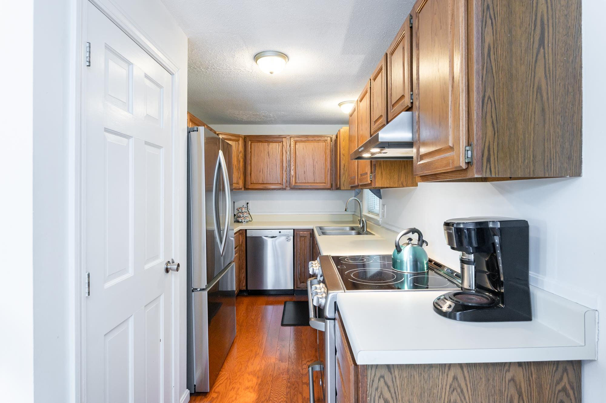 25 Tiger Tail Circle Unit: R