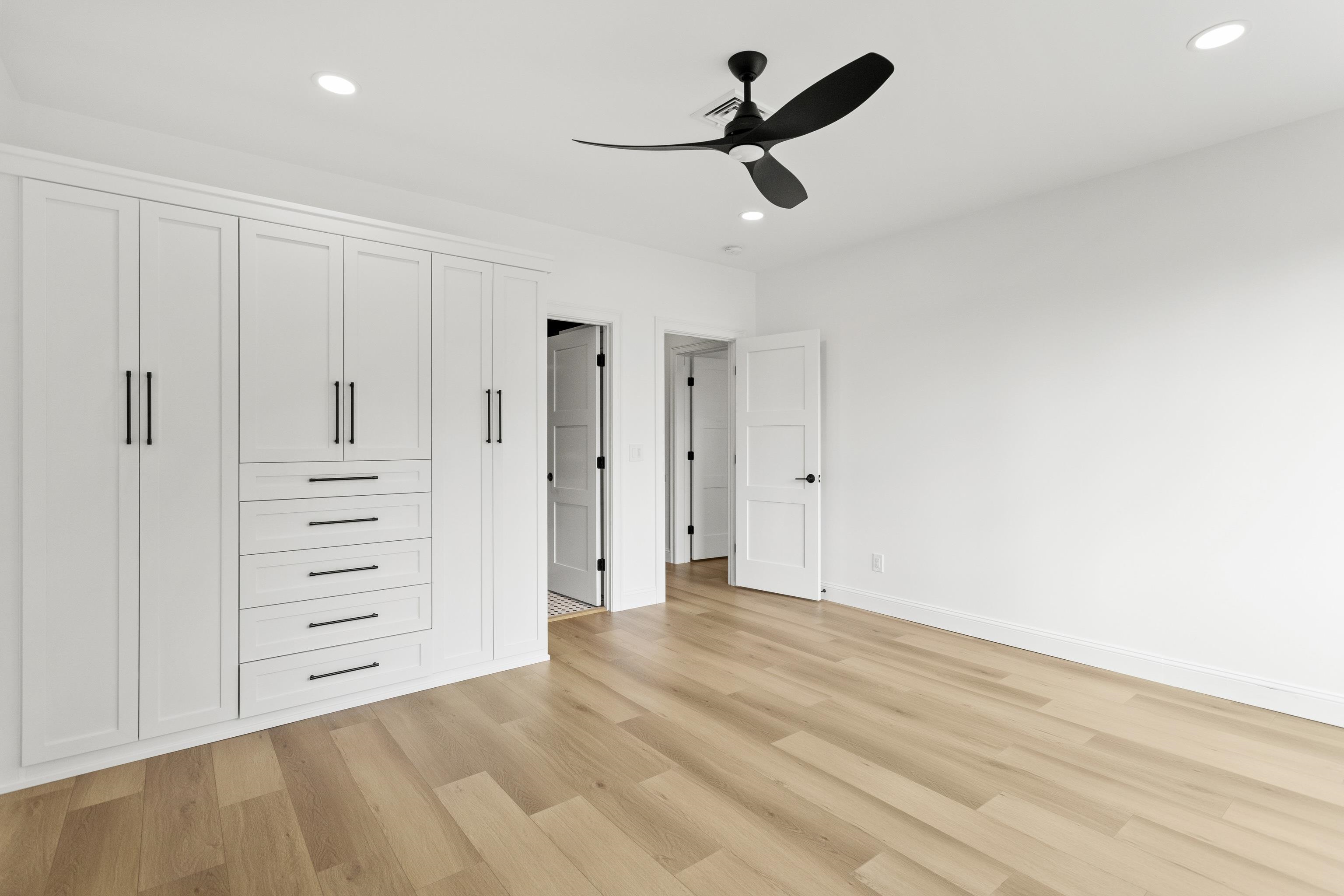 10 Hobart Lane