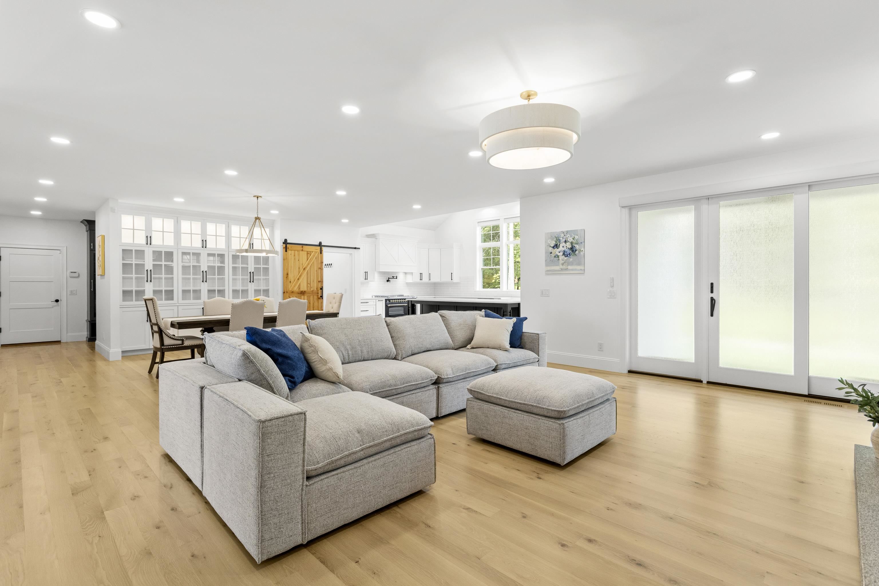 10 Hobart Lane