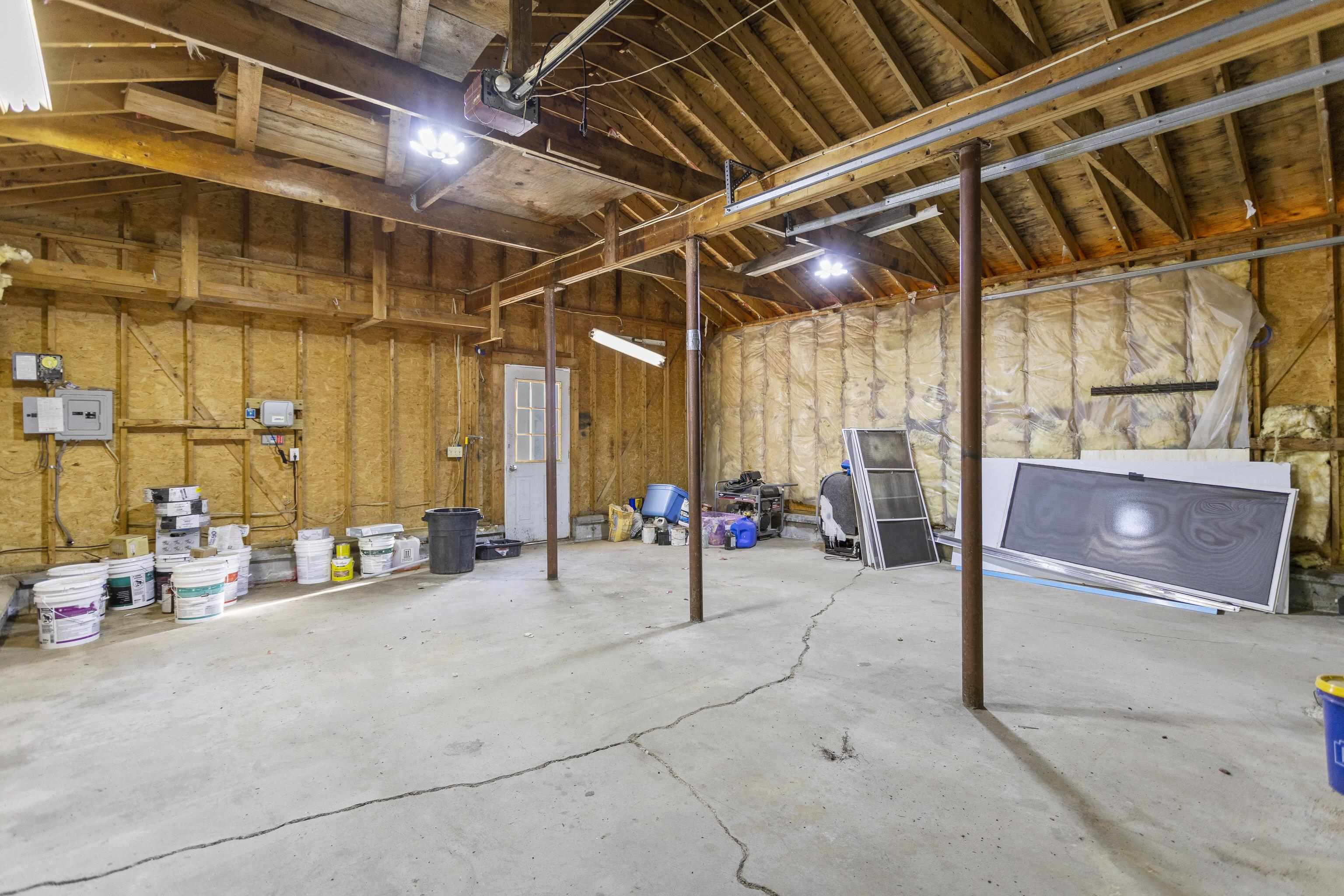 207 Thorndike Road